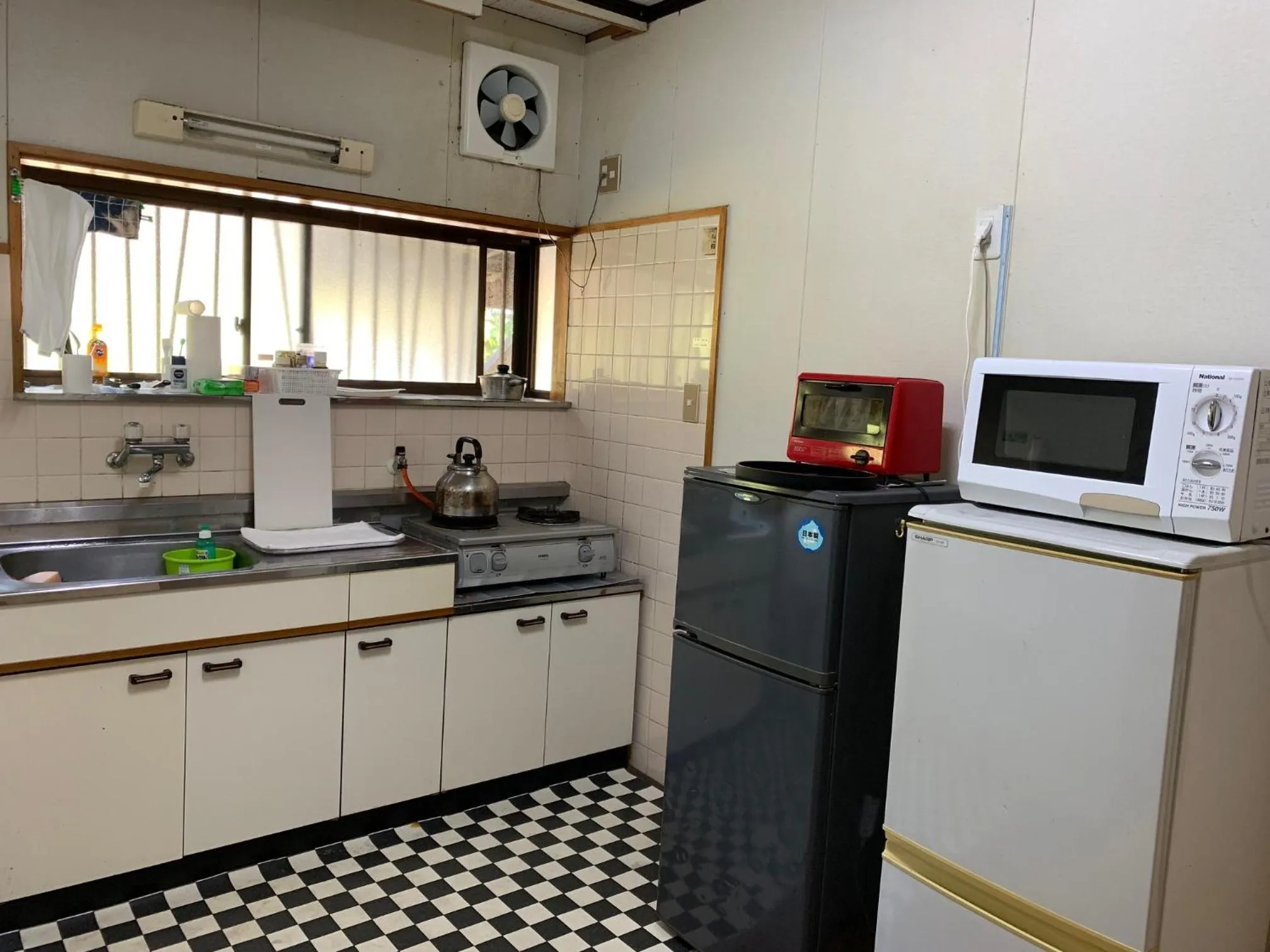 Communal kitchen in Minshuku Nodoka