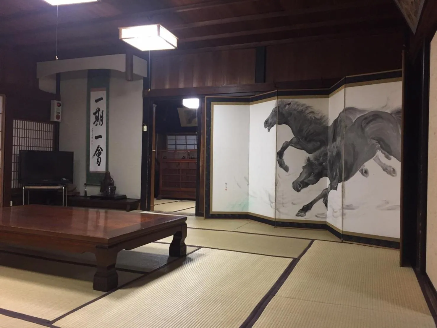 Communal lounge/ TV room in Daikokuya Mt.Fuji