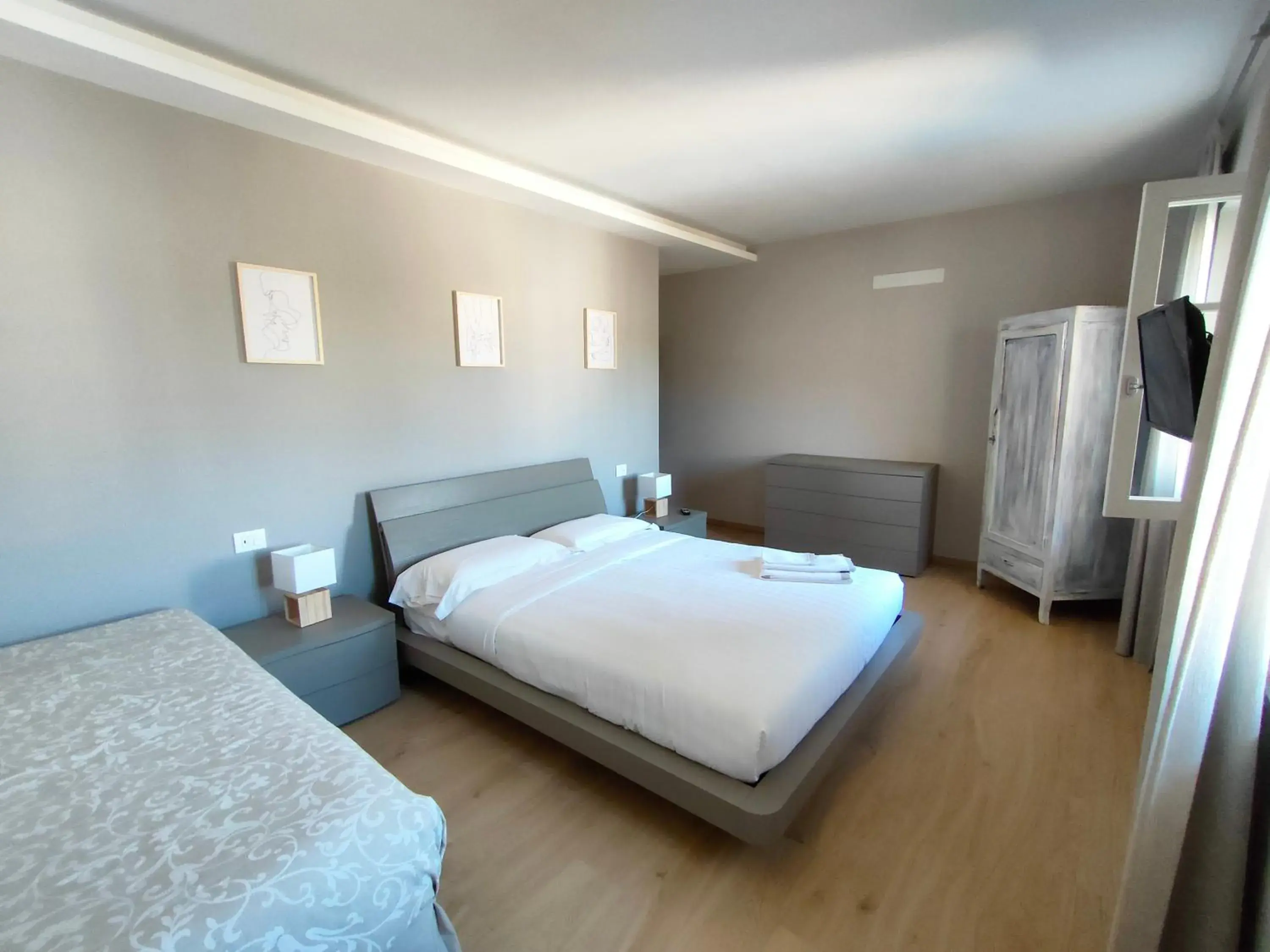 Two-Bedroom Suite in Cascina BELLONUOVO Two-Bedroom Suite in Cascina BELLONUOVO