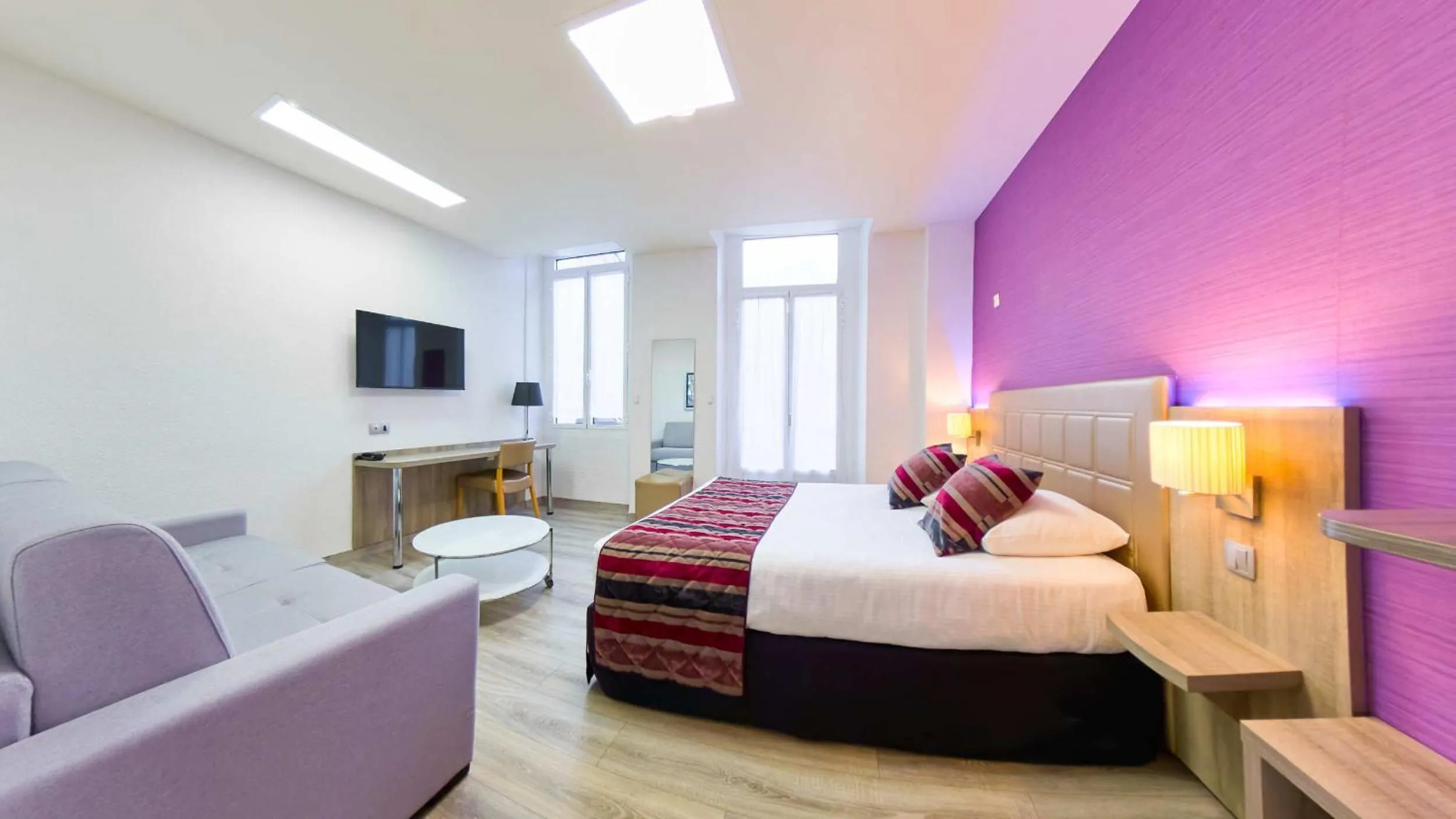 Bed in The Originals City, Archotel, Sens