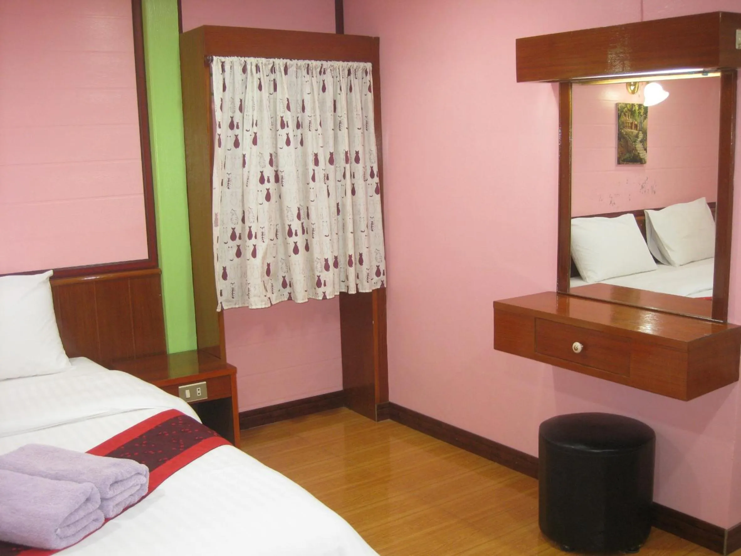 Bed in Haad Somboon House