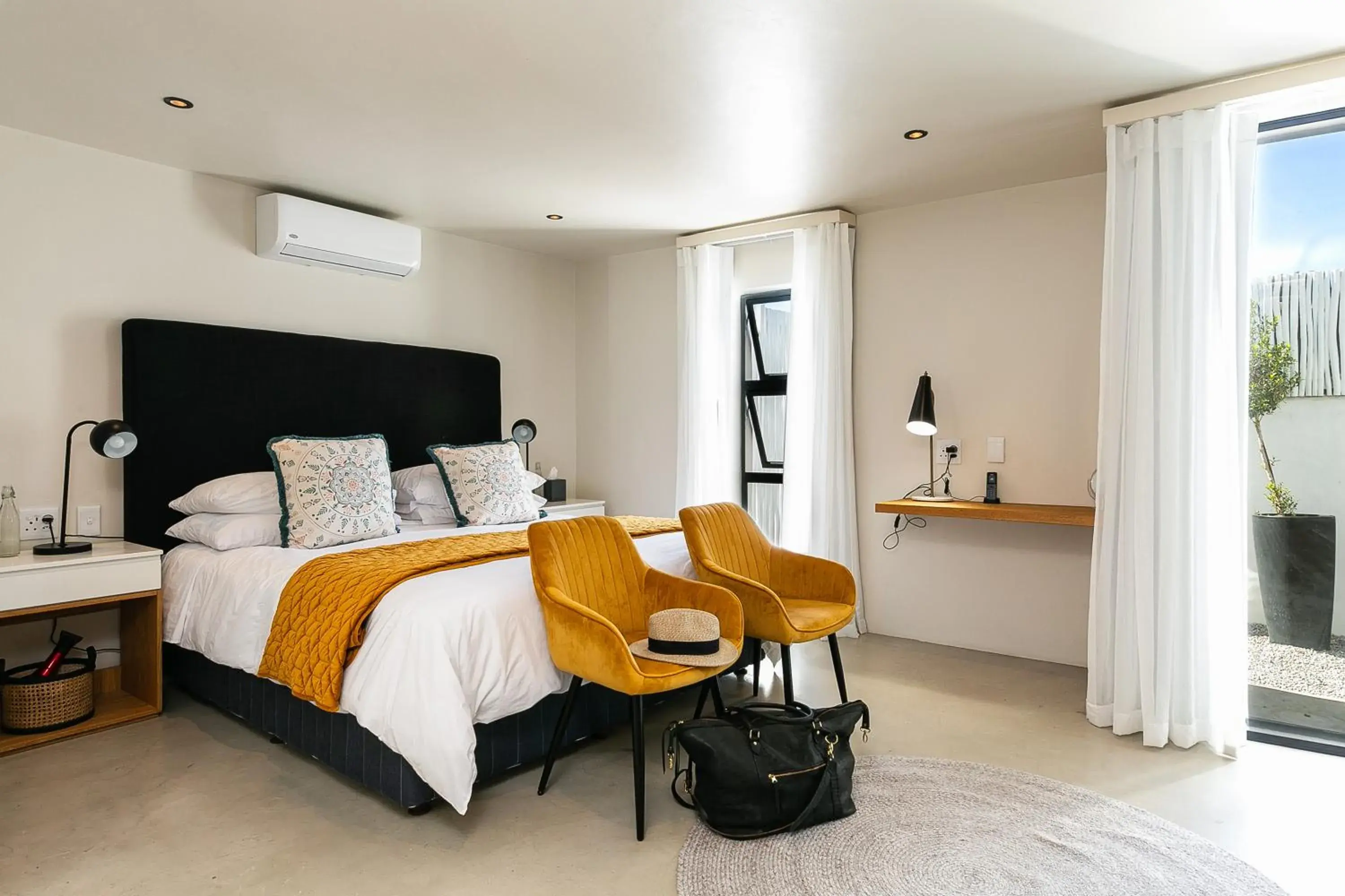 Bed in Abalone Hotel & Villas Bed in Abalone Hotel & Villas