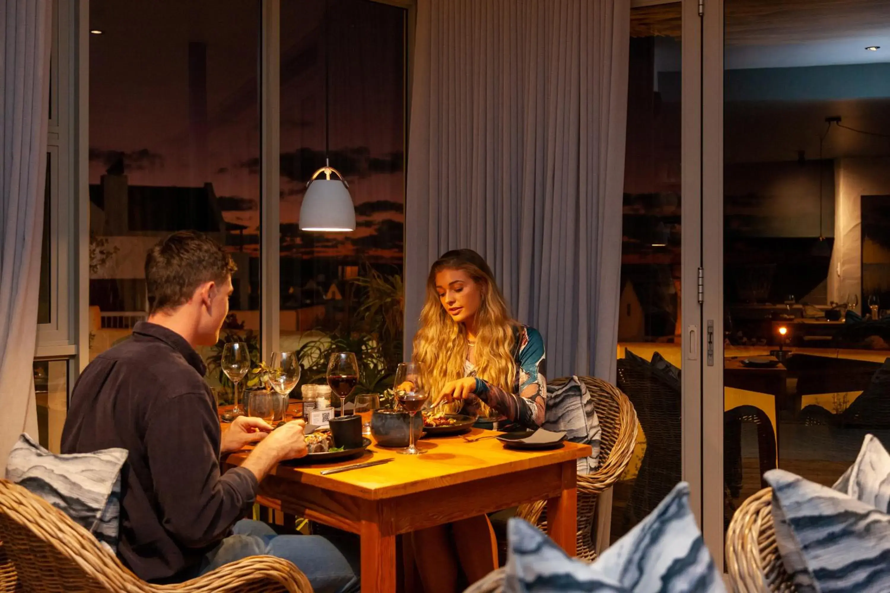 Restaurant/places to eat in Abalone Hotel & Villas Restaurant/places to eat in Abalone Hotel & Villas