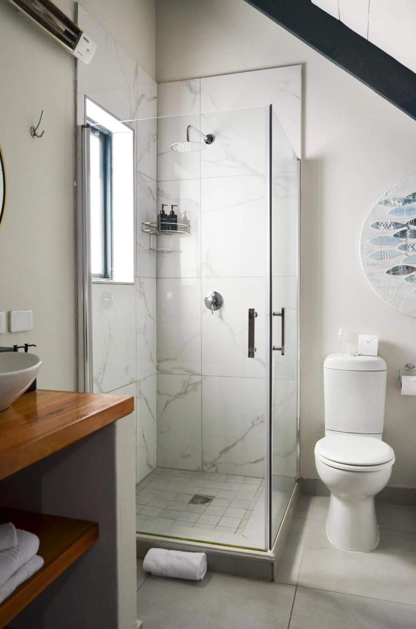 Abalone Hotel & Villas