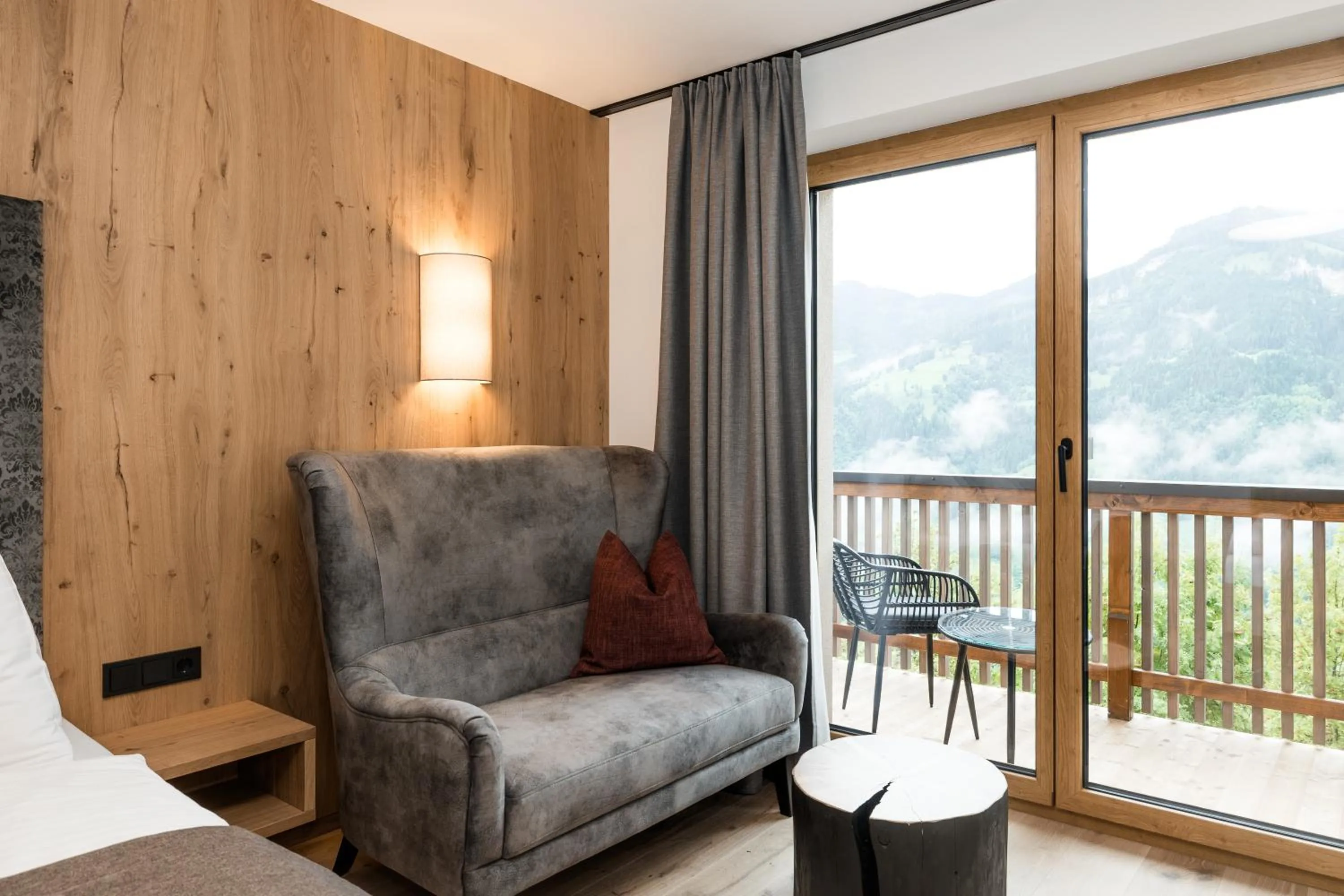 Bed in Berghotel Alpenklang