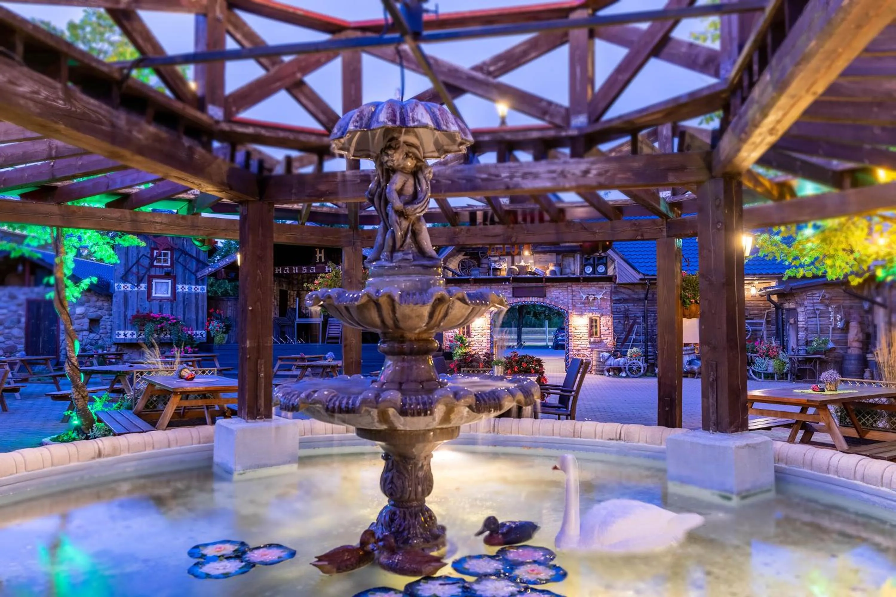 Inner courtyard view in Hansa Hotel