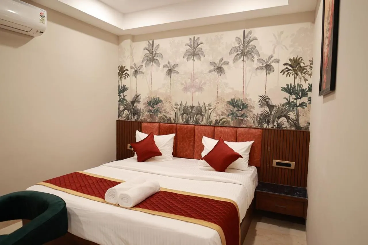 Bed in HOTEL THIRD EYE by RAMANA TOWERS