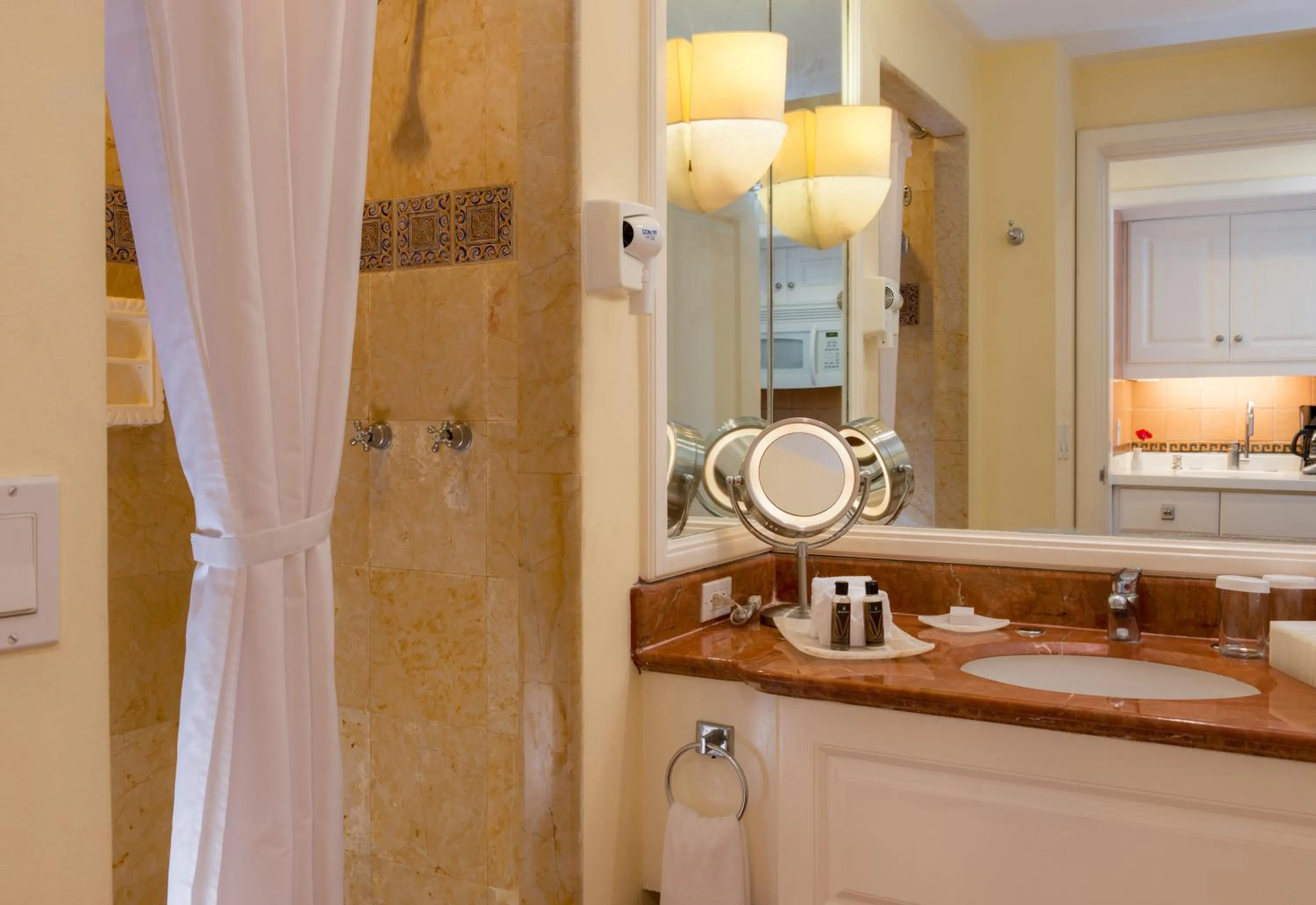 Bathroom in Pueblo Bonito Rose Resort & Spa - All Inclusive