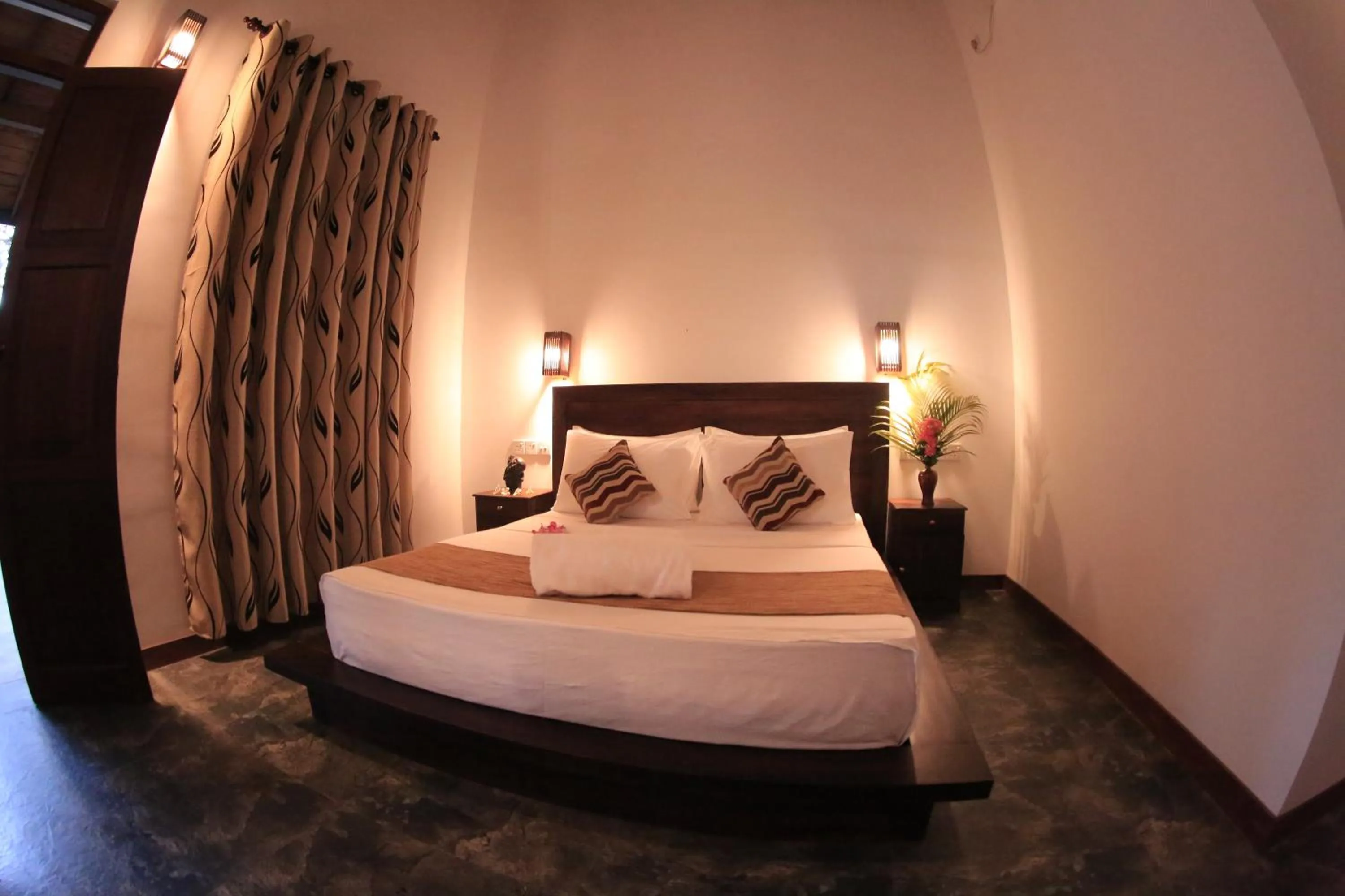 Bedroom, Bed in Villa Hiriketiya