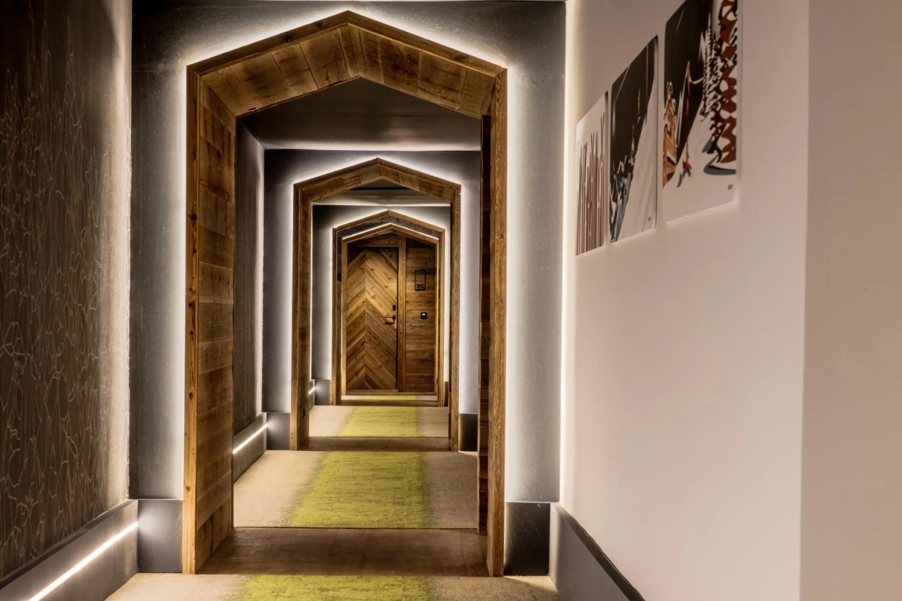 Area and facilities in Montana Lodge