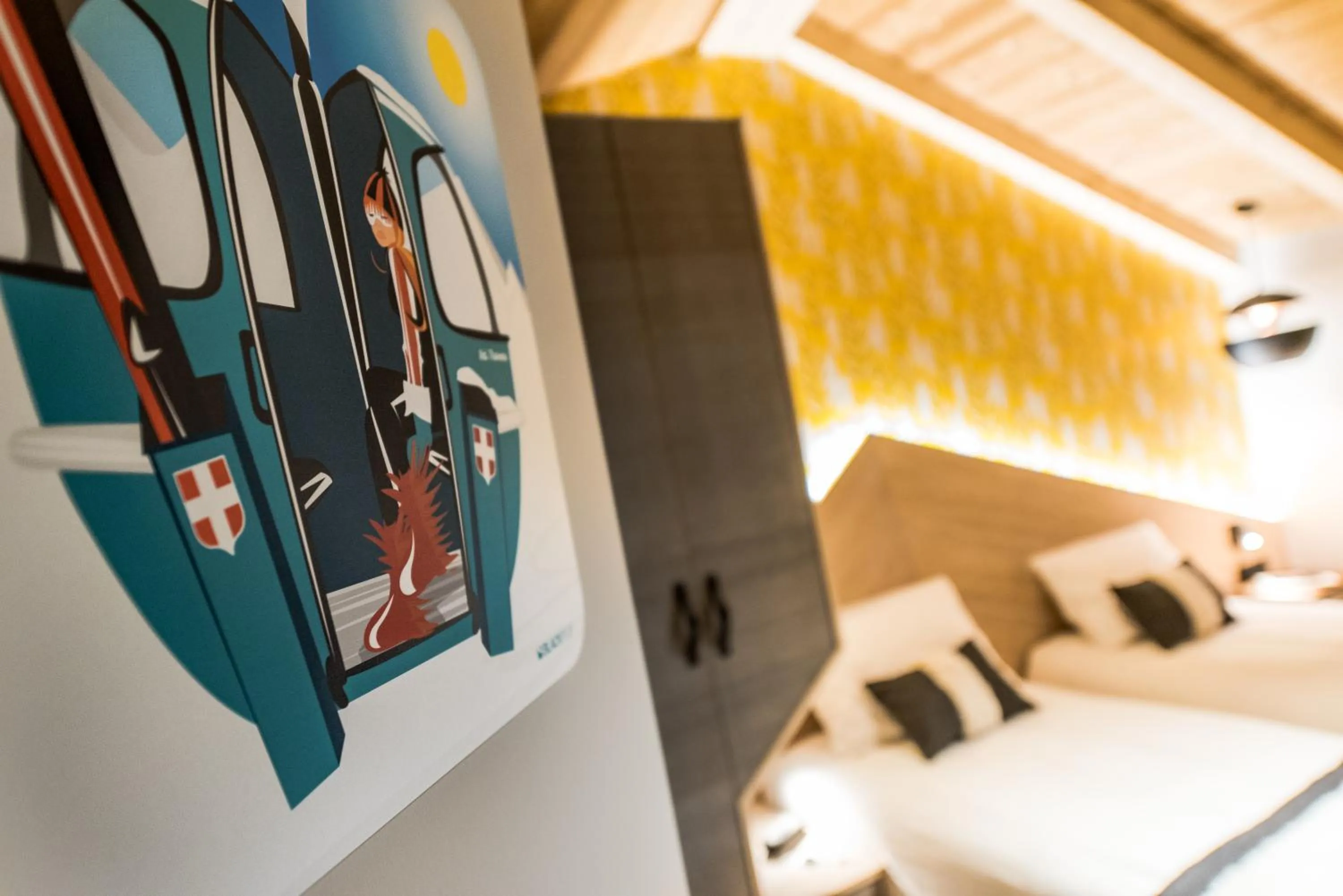 Bedroom, Bed in Montana Lodge