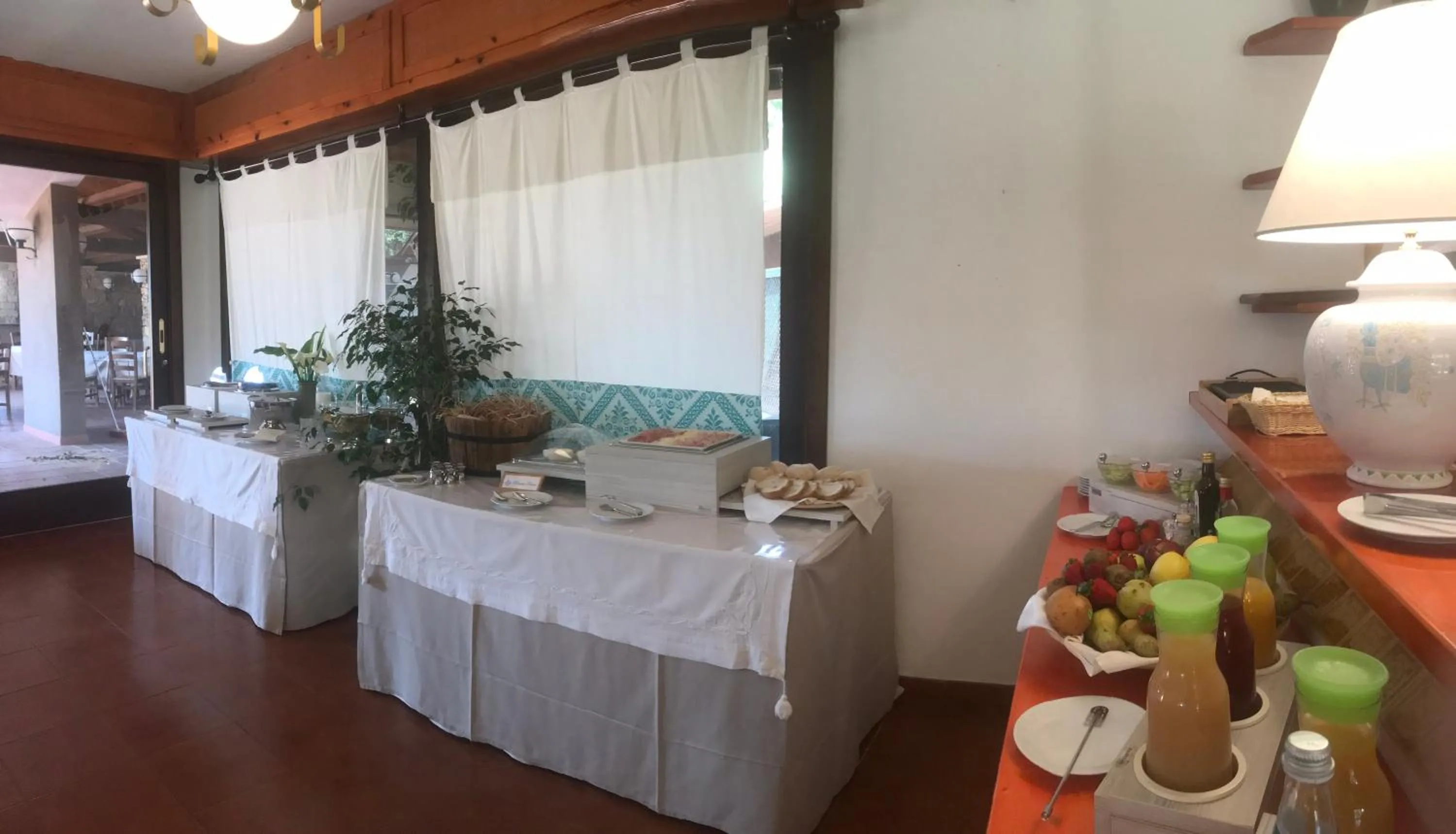 Breakfast in Hotel Spartivento