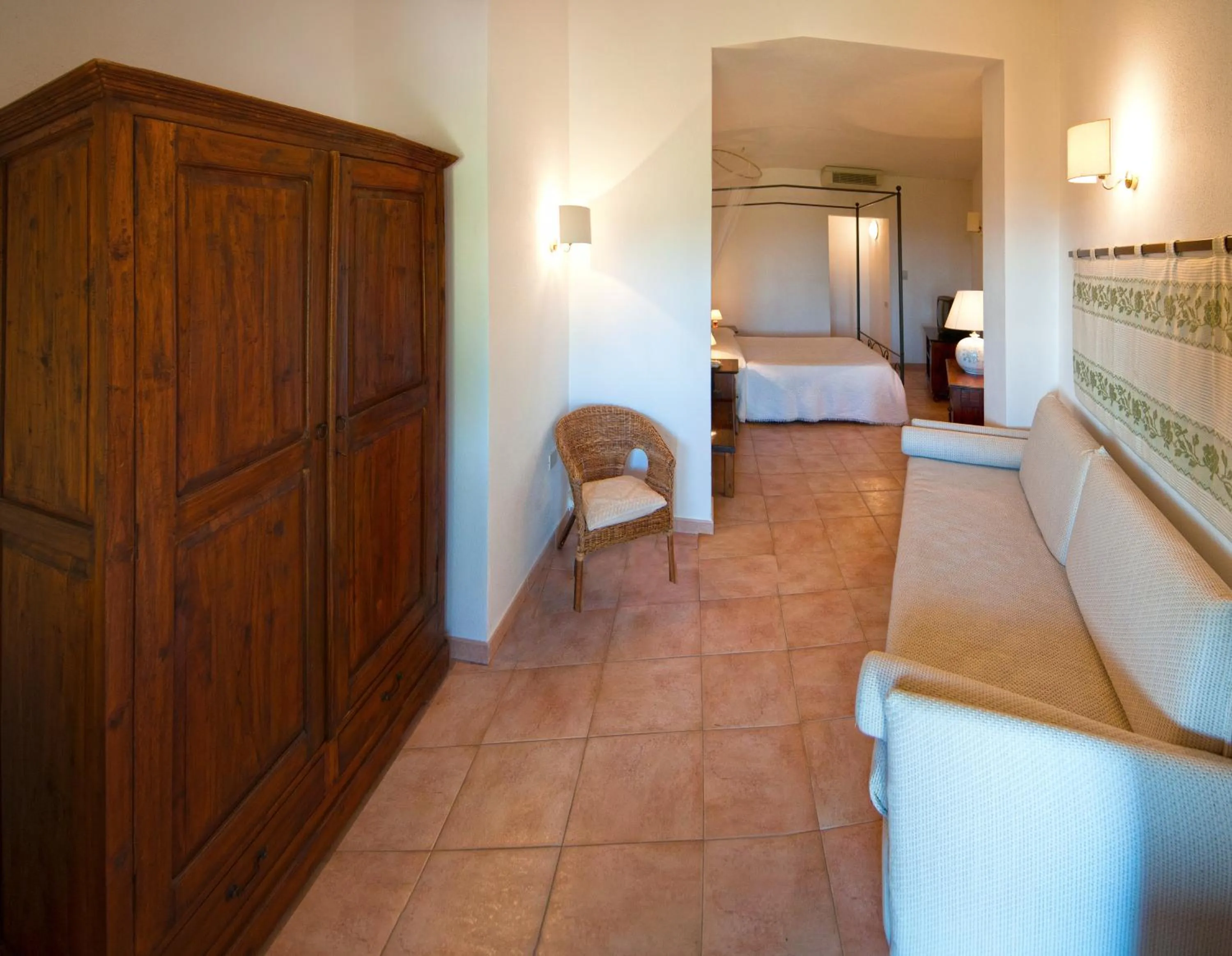 Seating area, Bed in Hotel Spartivento