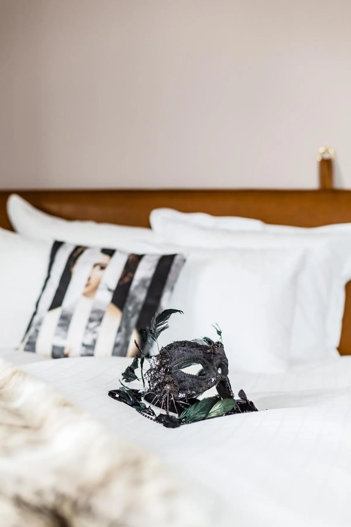 Decorative detail, Bed in Såstaholm Hotell & Konferens