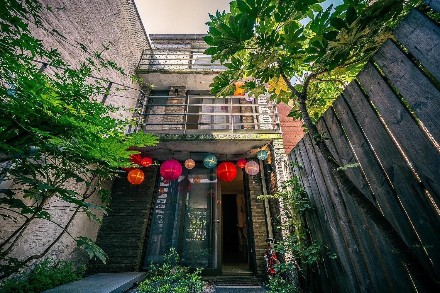 Property building in Antwerp For Two B&B