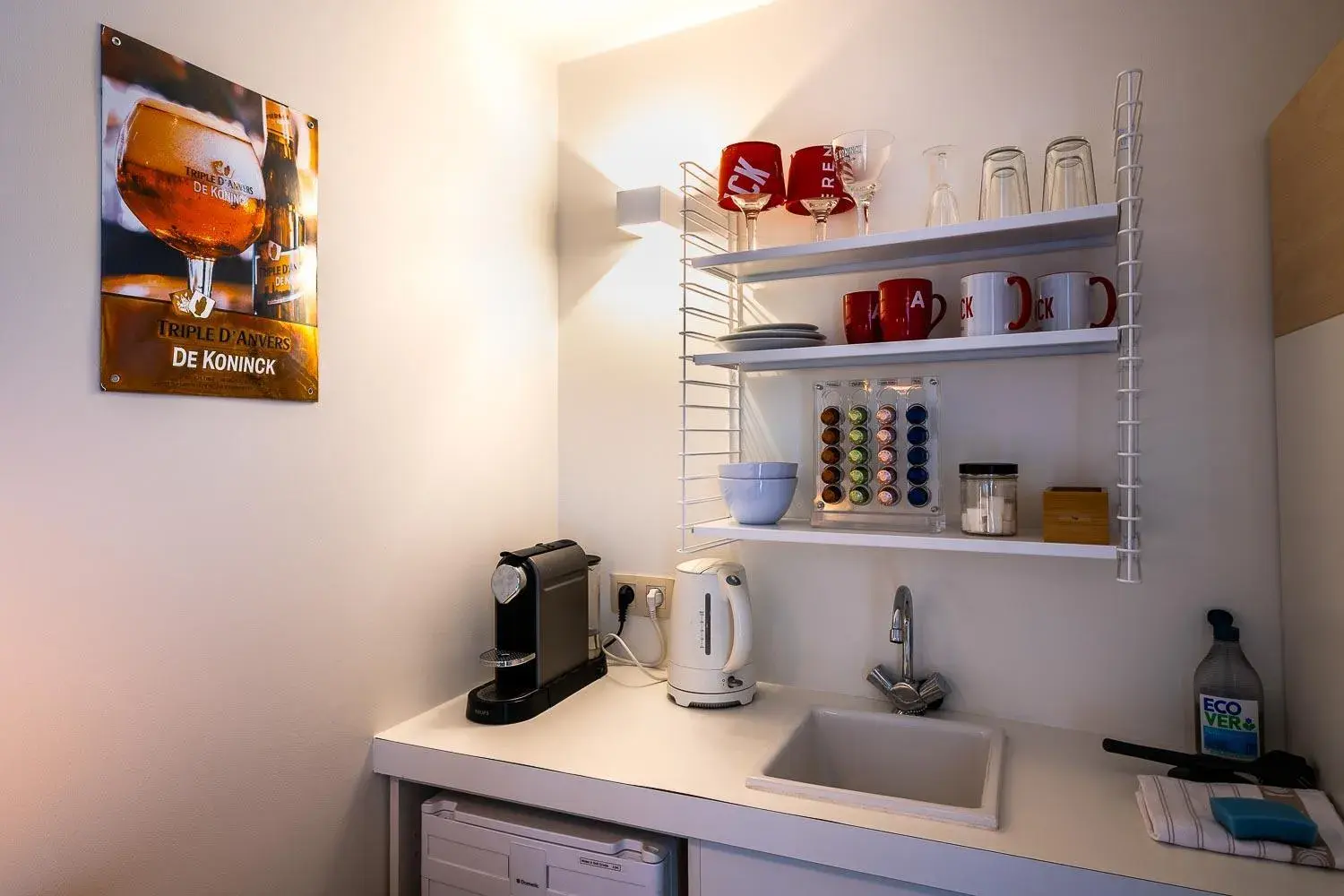 Double Room in Antwerp For Two B&B Double Room in Antwerp For Two B&B
