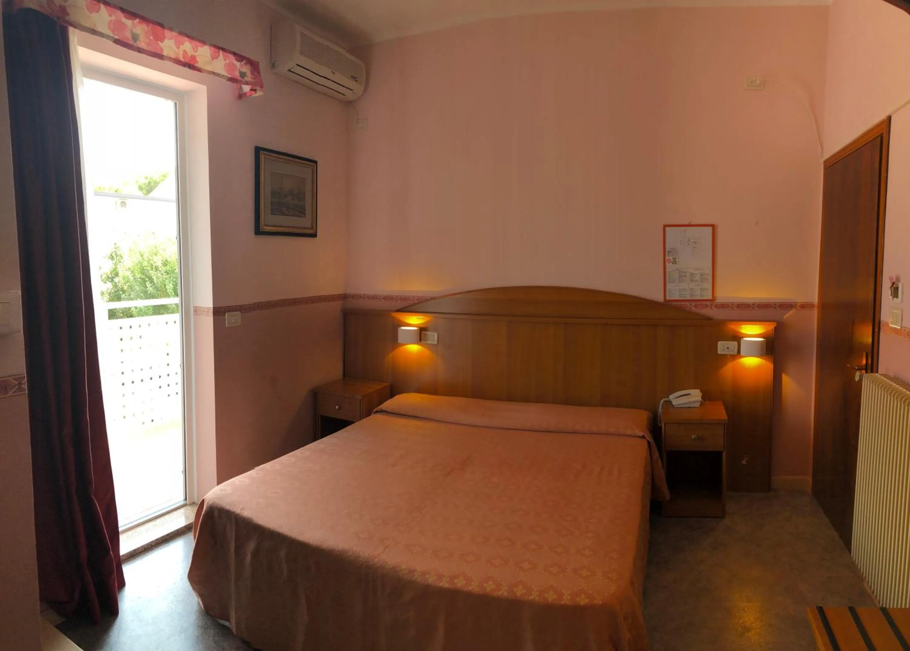 Photo of the whole room in Hotel Al ponte