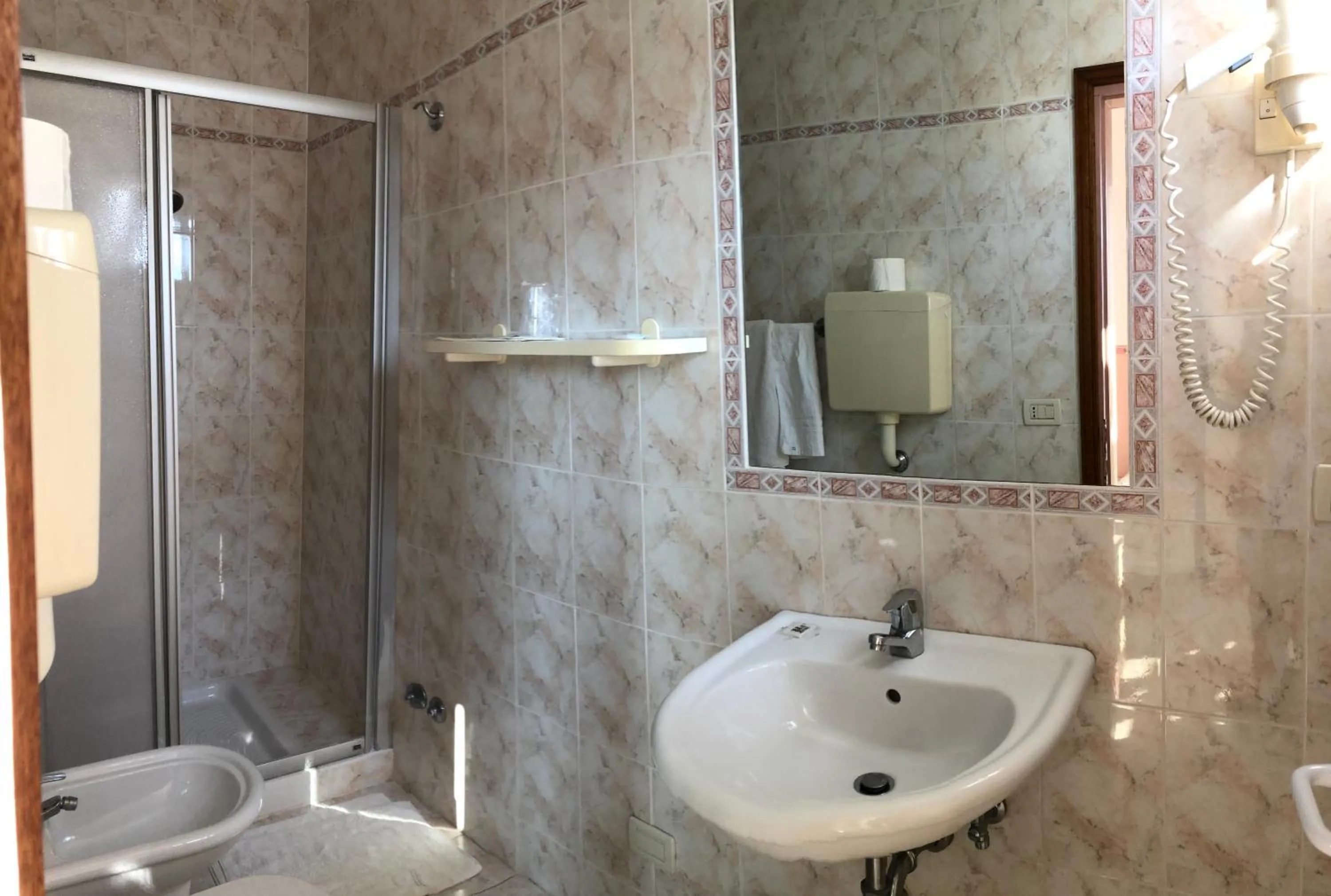 Photo of the whole room in Hotel Al ponte