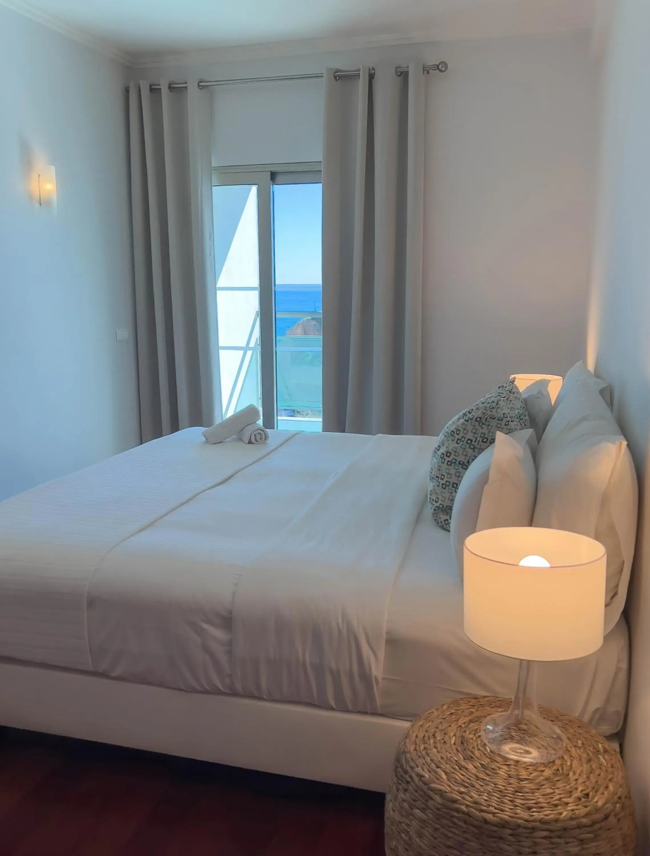 Bed in Villa Doris Suites Bed in Villa Doris Suites