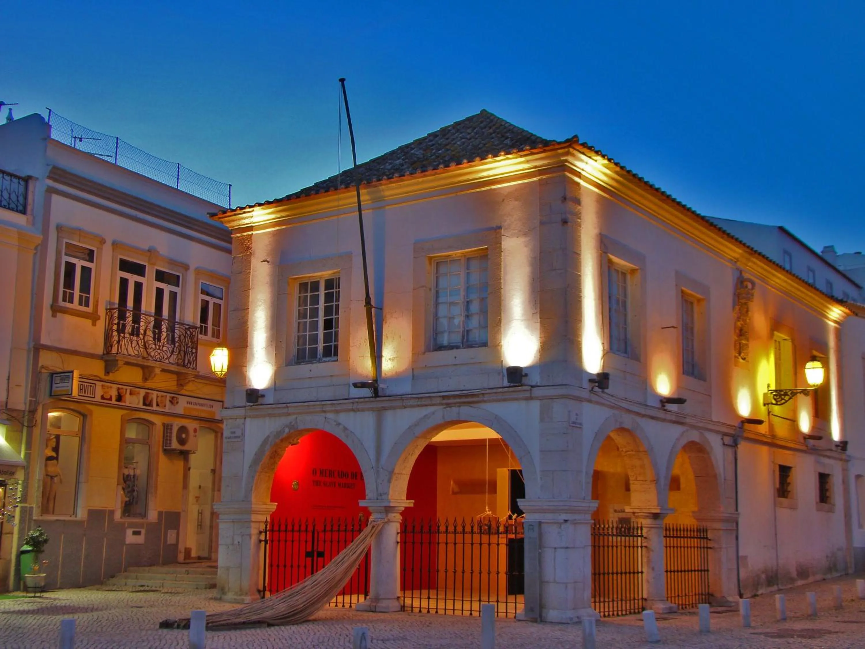 Area and facilities in Villa Doris Suites