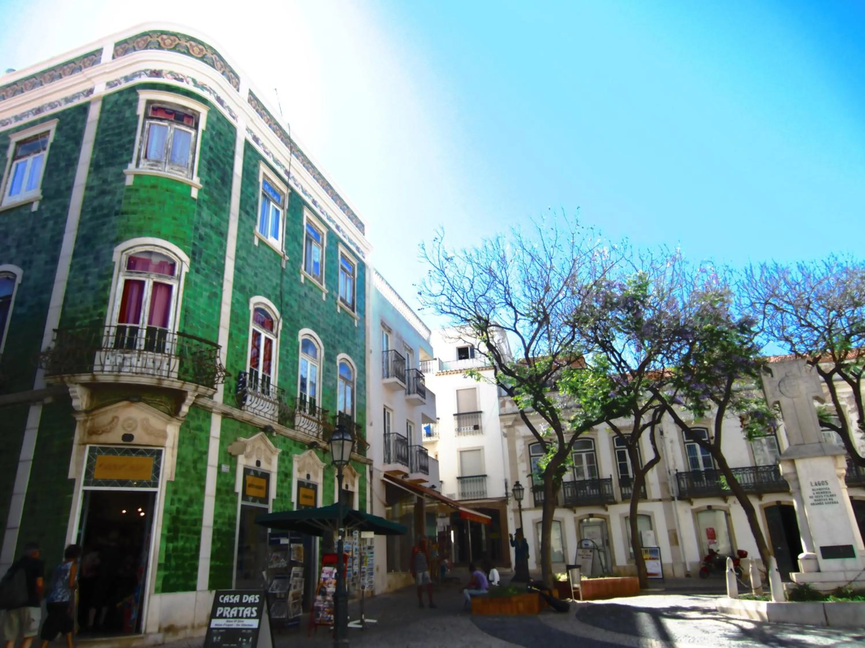 Area and facilities in Villa Doris Suites