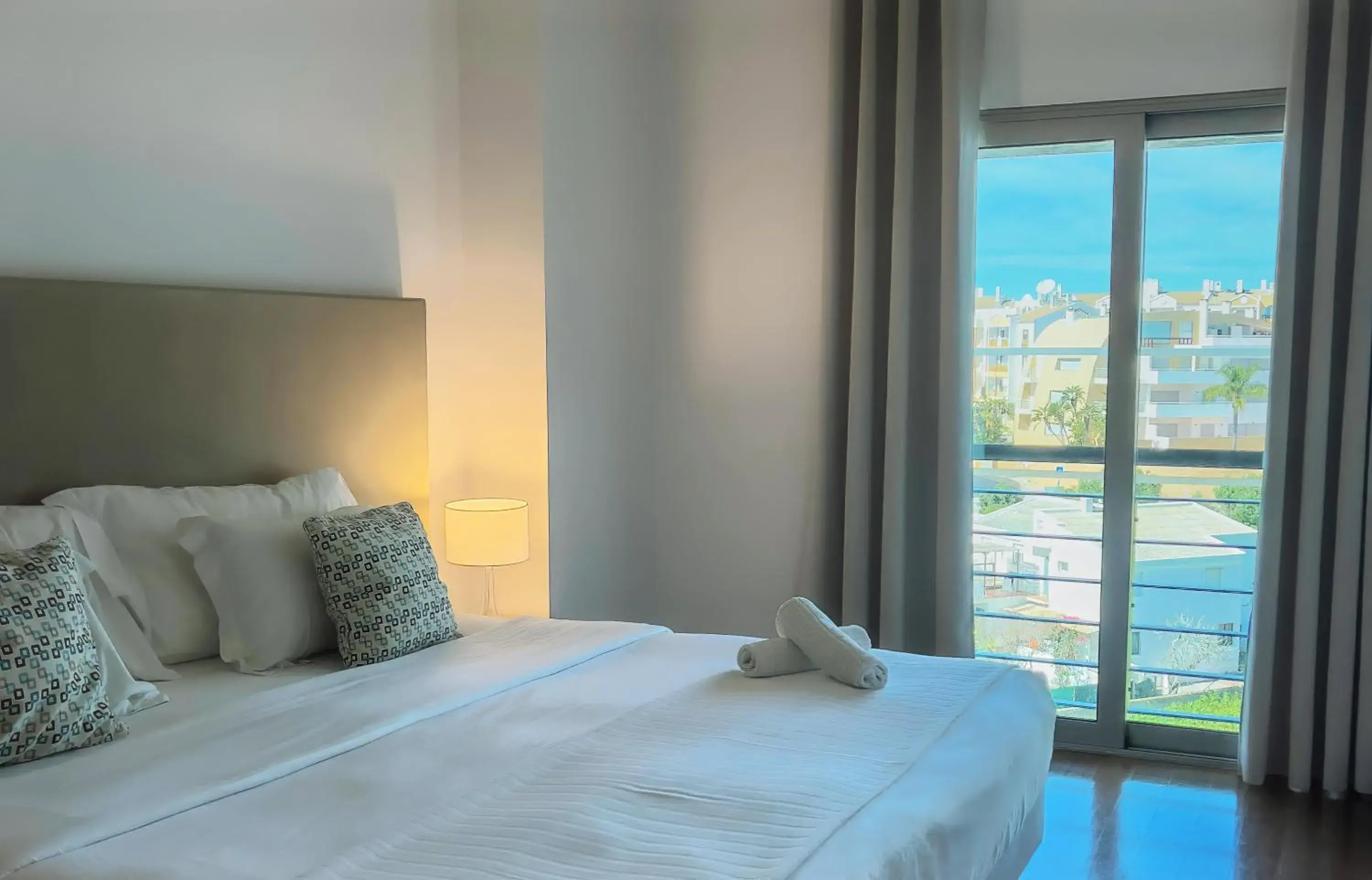 Bed in Villa Doris Suites Bed in Villa Doris Suites