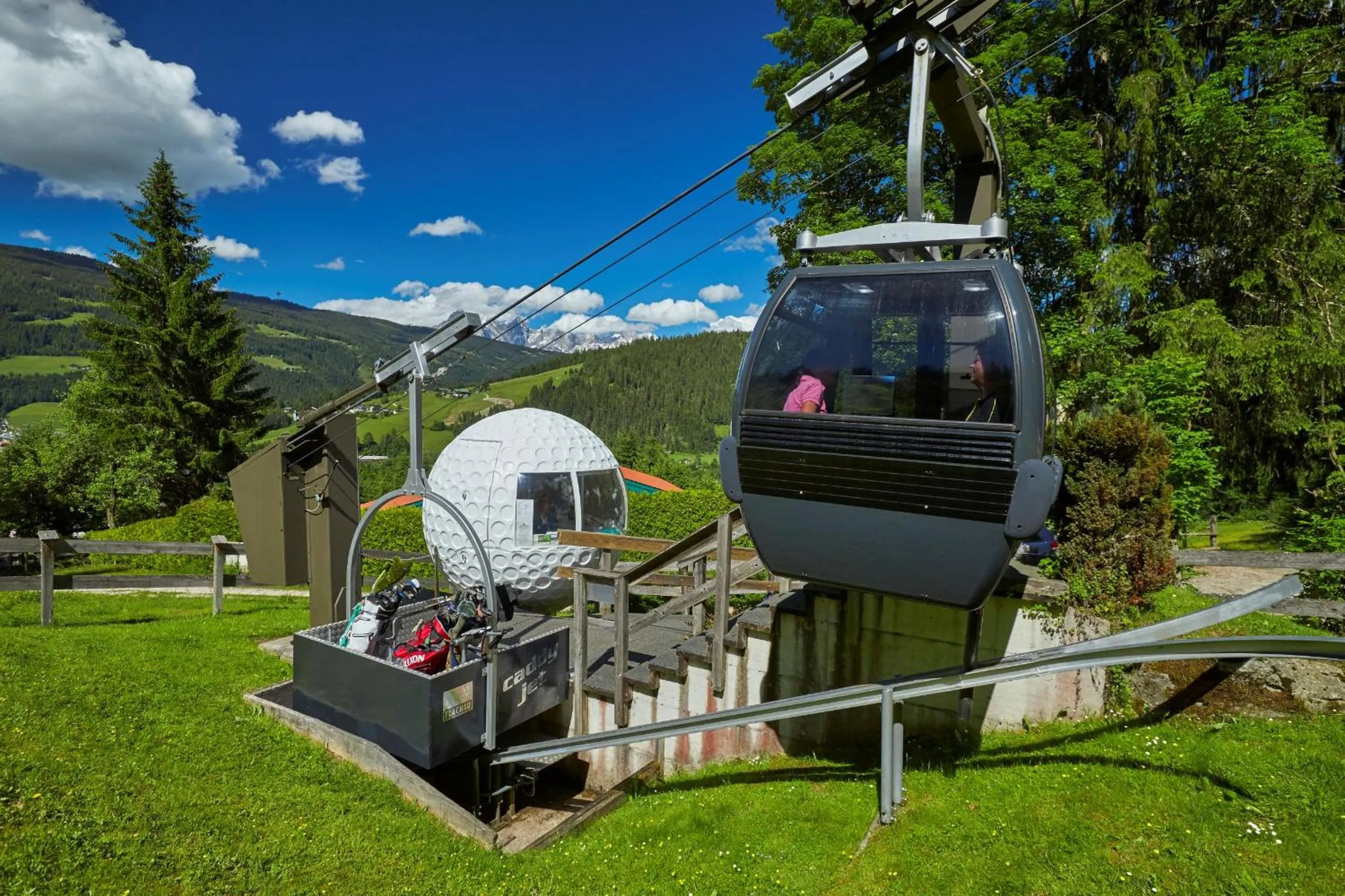 Golfcourse in Hotel Zum Jungen Römer