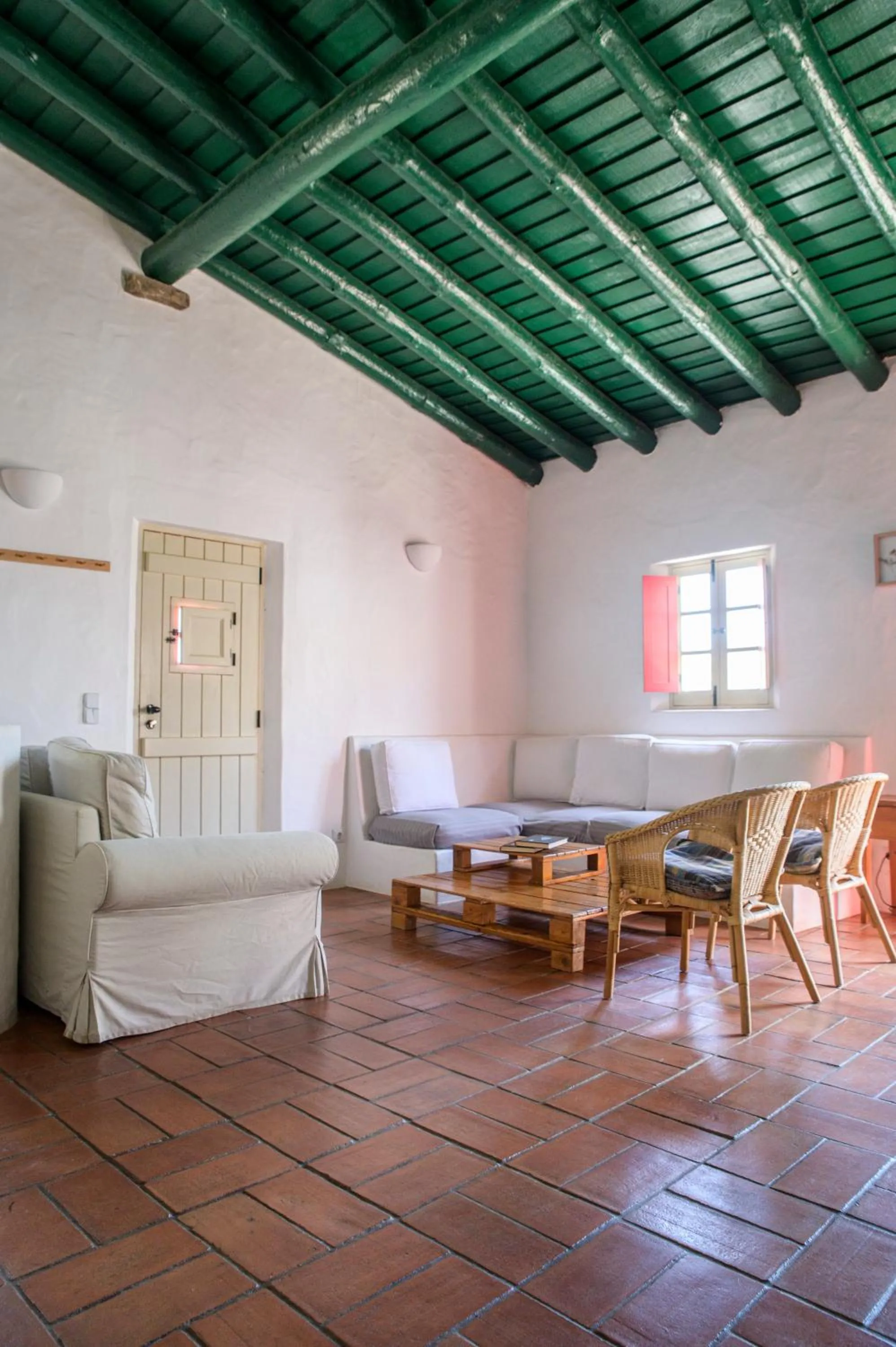 Living room in Aldeia da Pedralva by WOT Signature