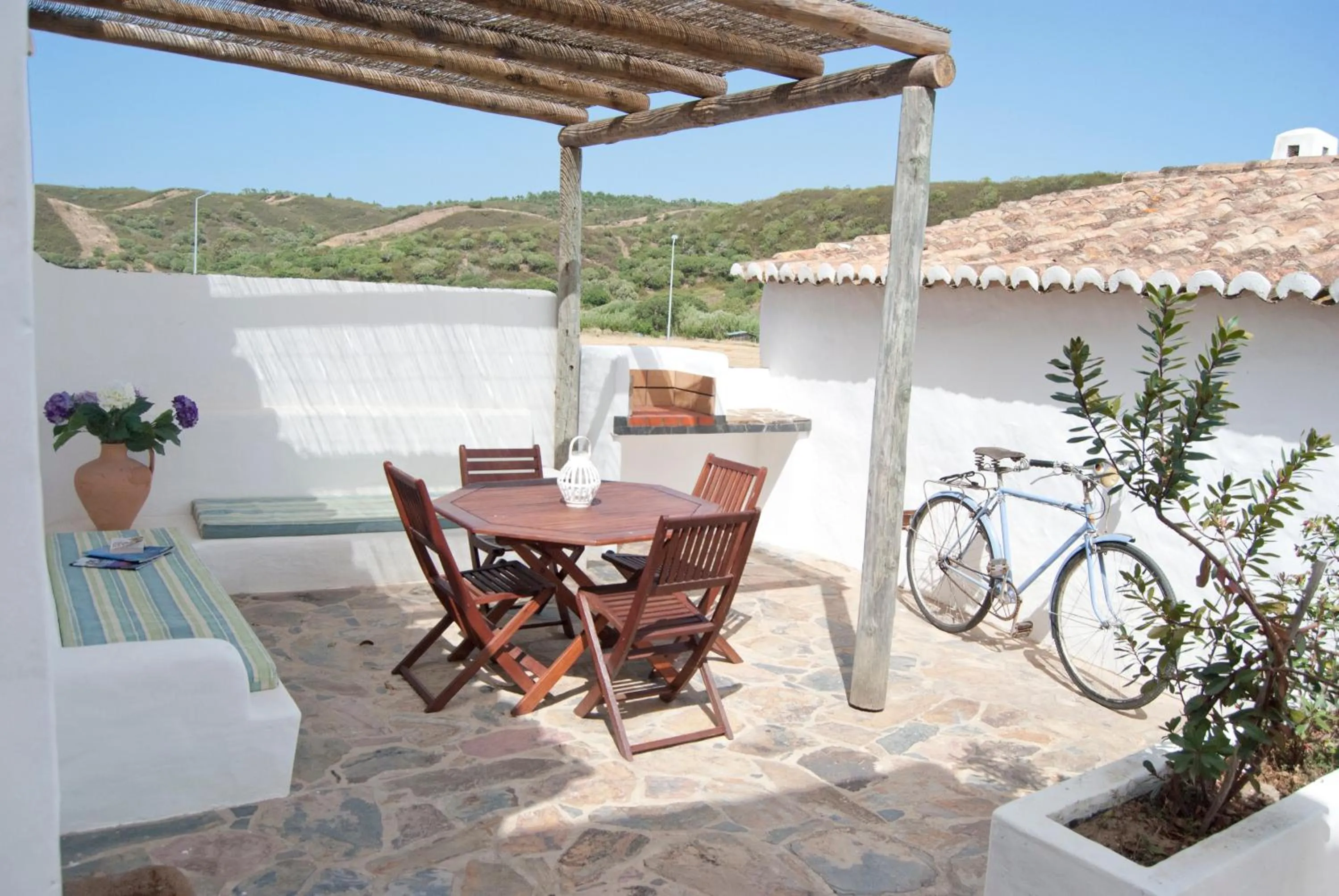 Patio in Aldeia da Pedralva by WOT Signature