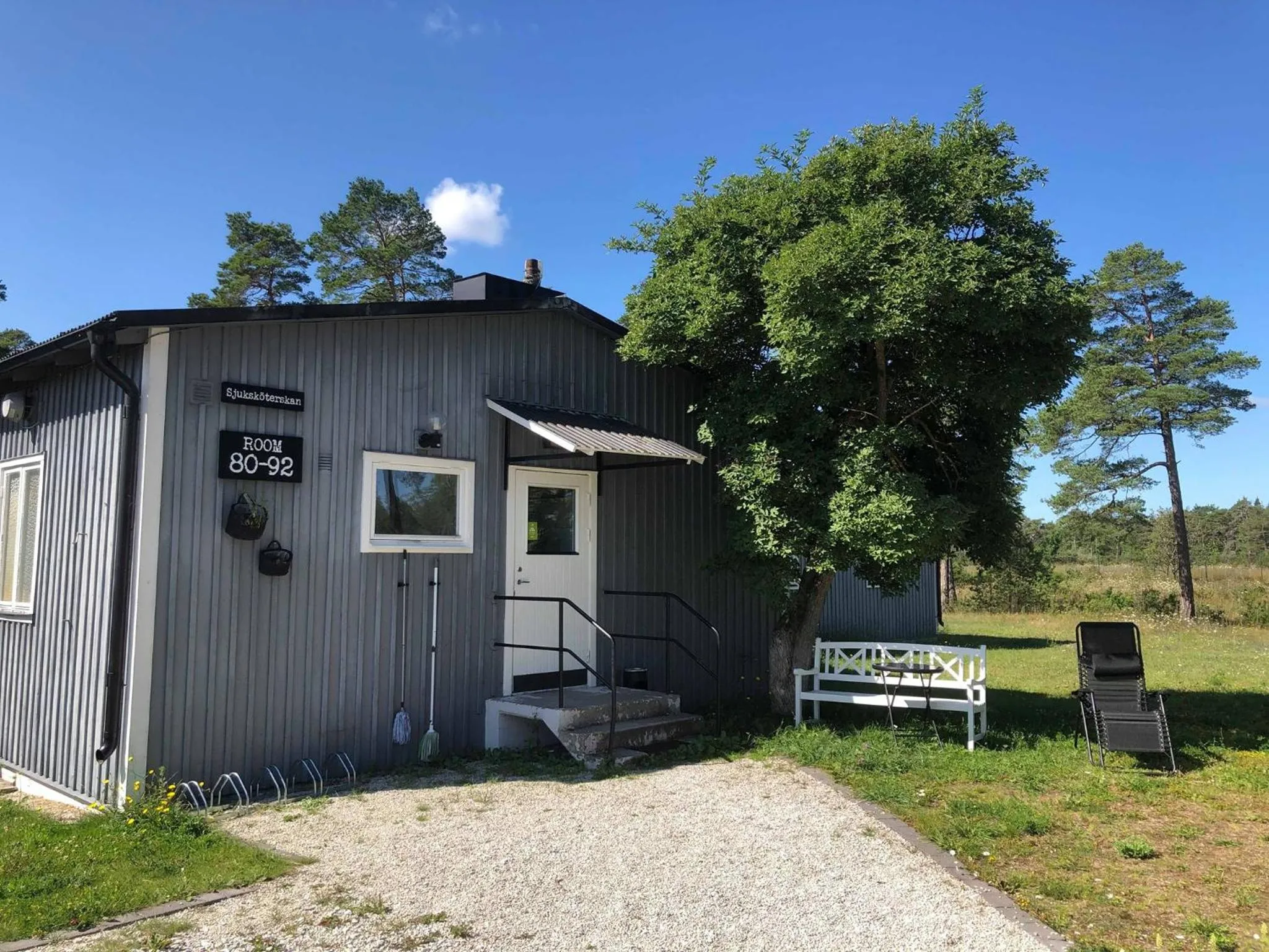 Property building in STF Hostel Lärbro/Grannen