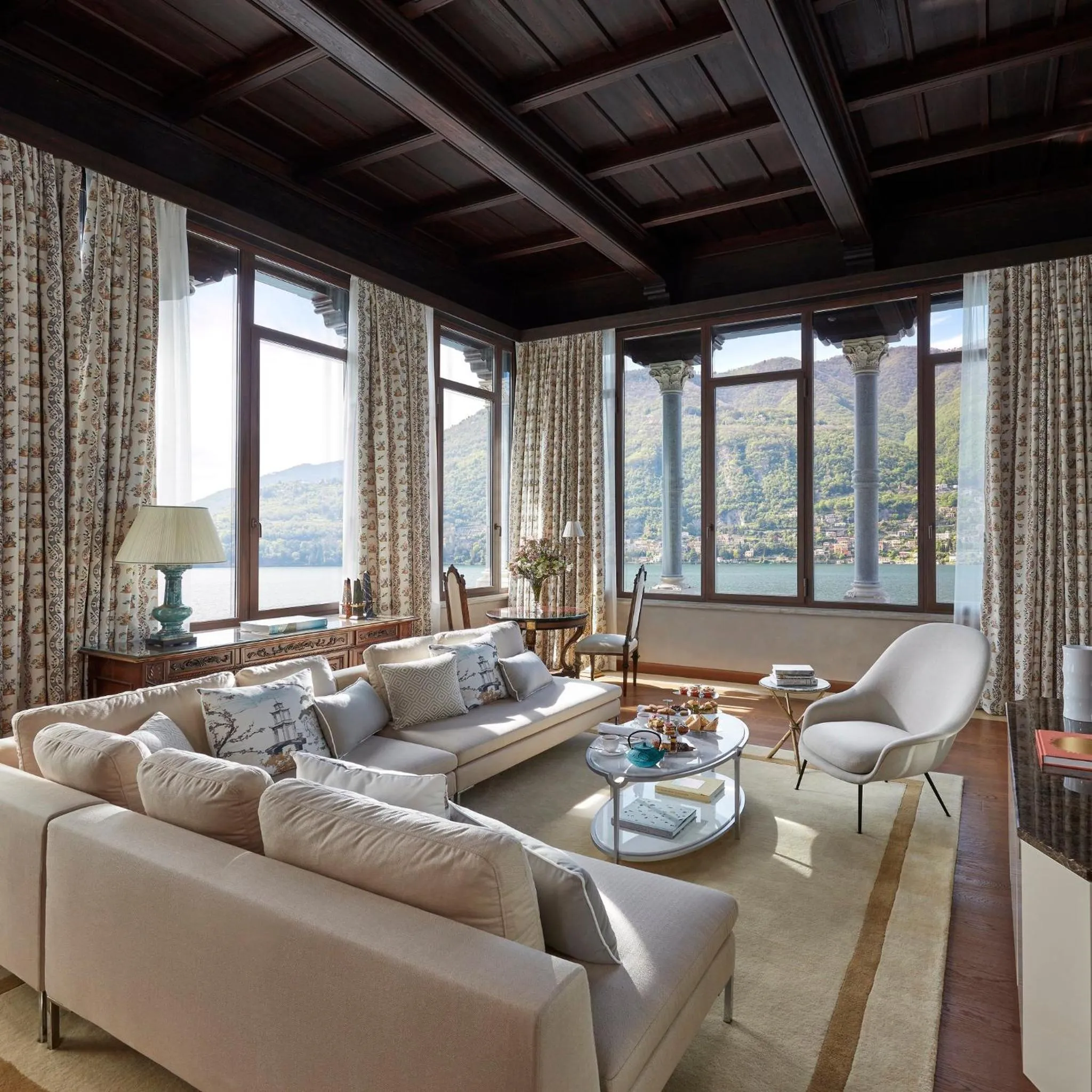 Living room in Mandarin Oriental, Lago di Como