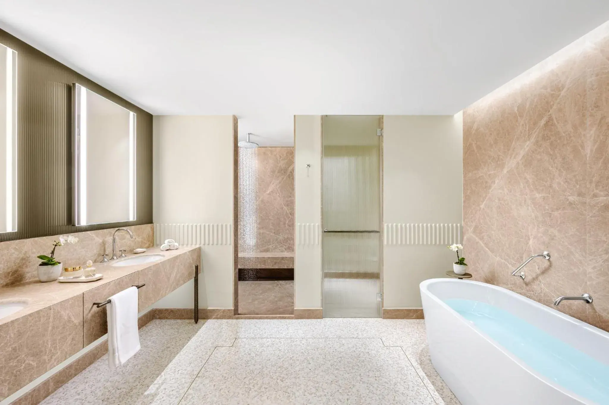 Double or Twin Room with Lake View in Mandarin Oriental, Lago di Como Double or Twin Room with Lake View in Mandarin Oriental, Lago di Como
