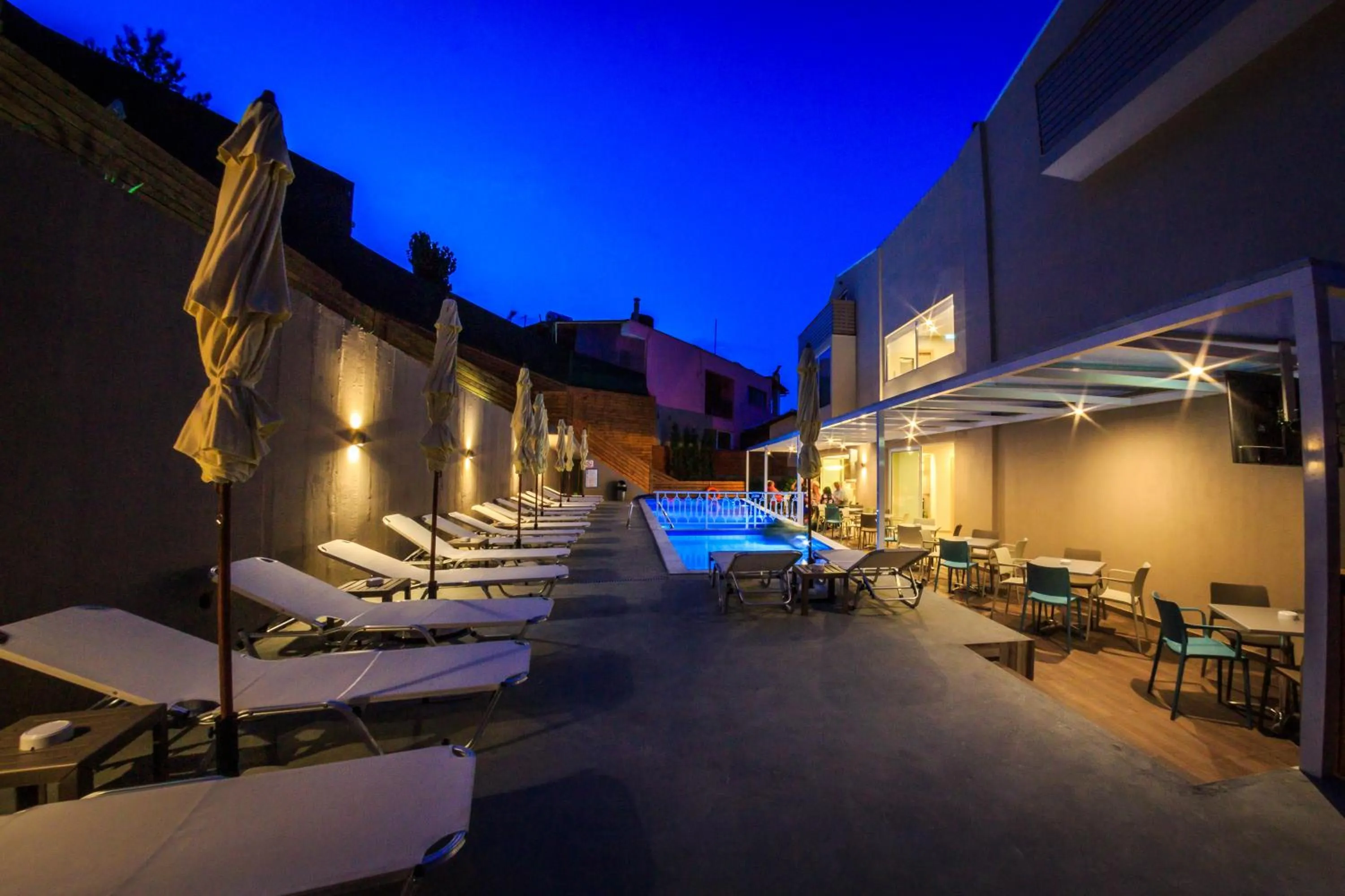 Area and facilities in Porto Planos Beach Hotel