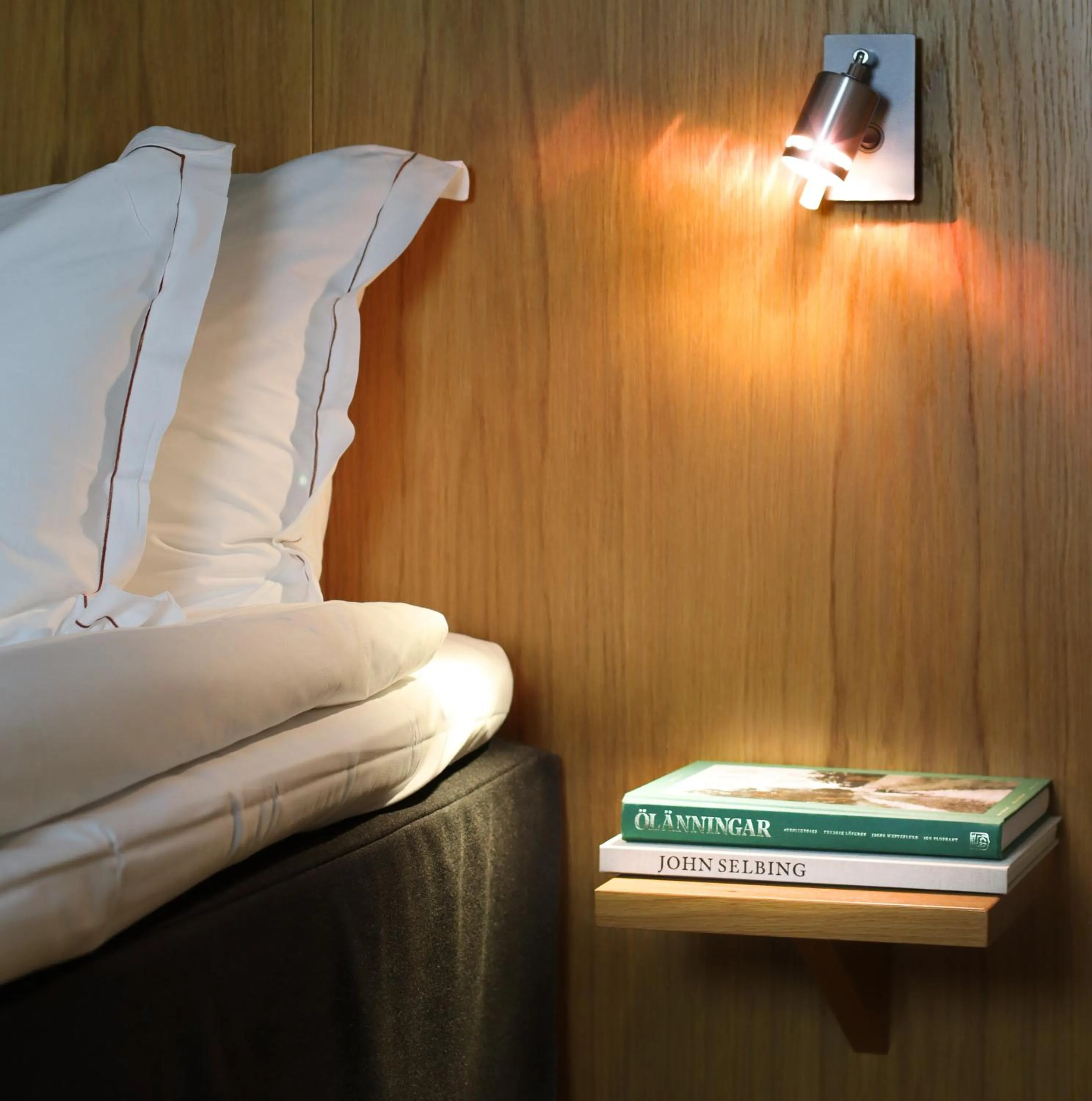 Bed in Hotell Borgholm