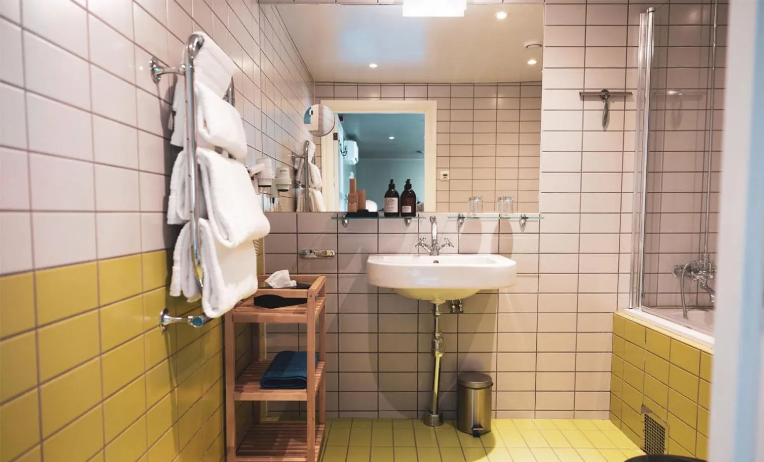 Bathroom in Hotell Borgholm