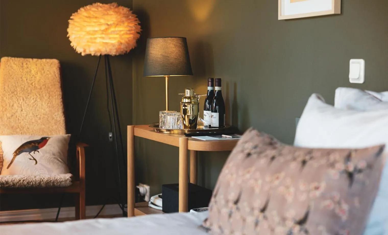 Living room, Bed in Hotell Borgholm