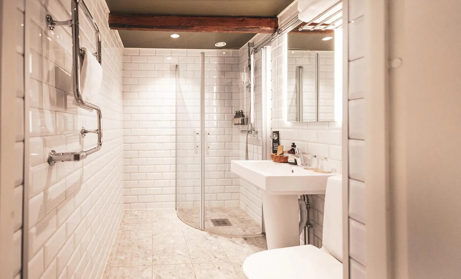 Shower in Hotell Borgholm