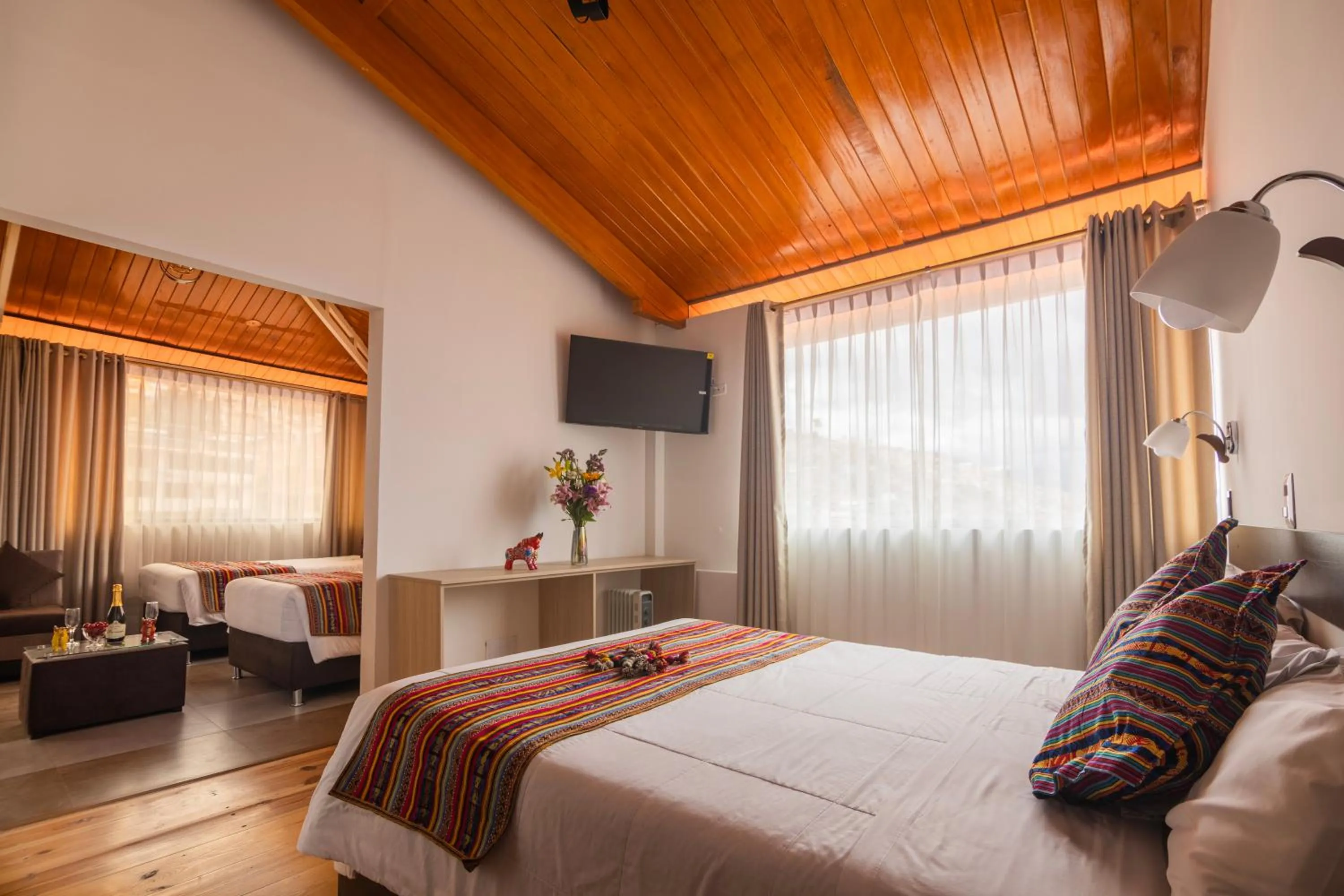 Bed in Hotel Kapac Inn-San Blas