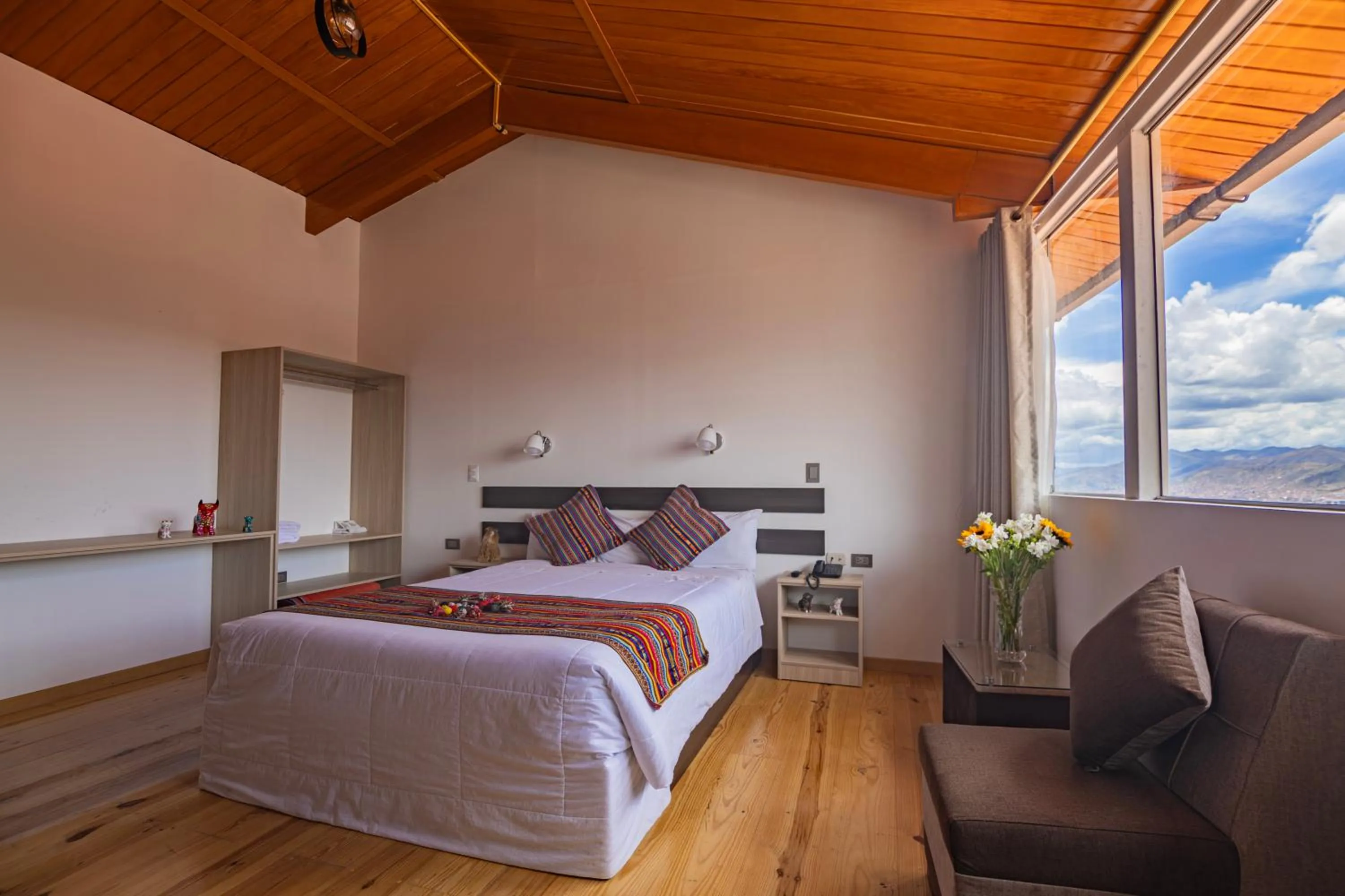 Bed in Hotel Kapac Inn-San Blas