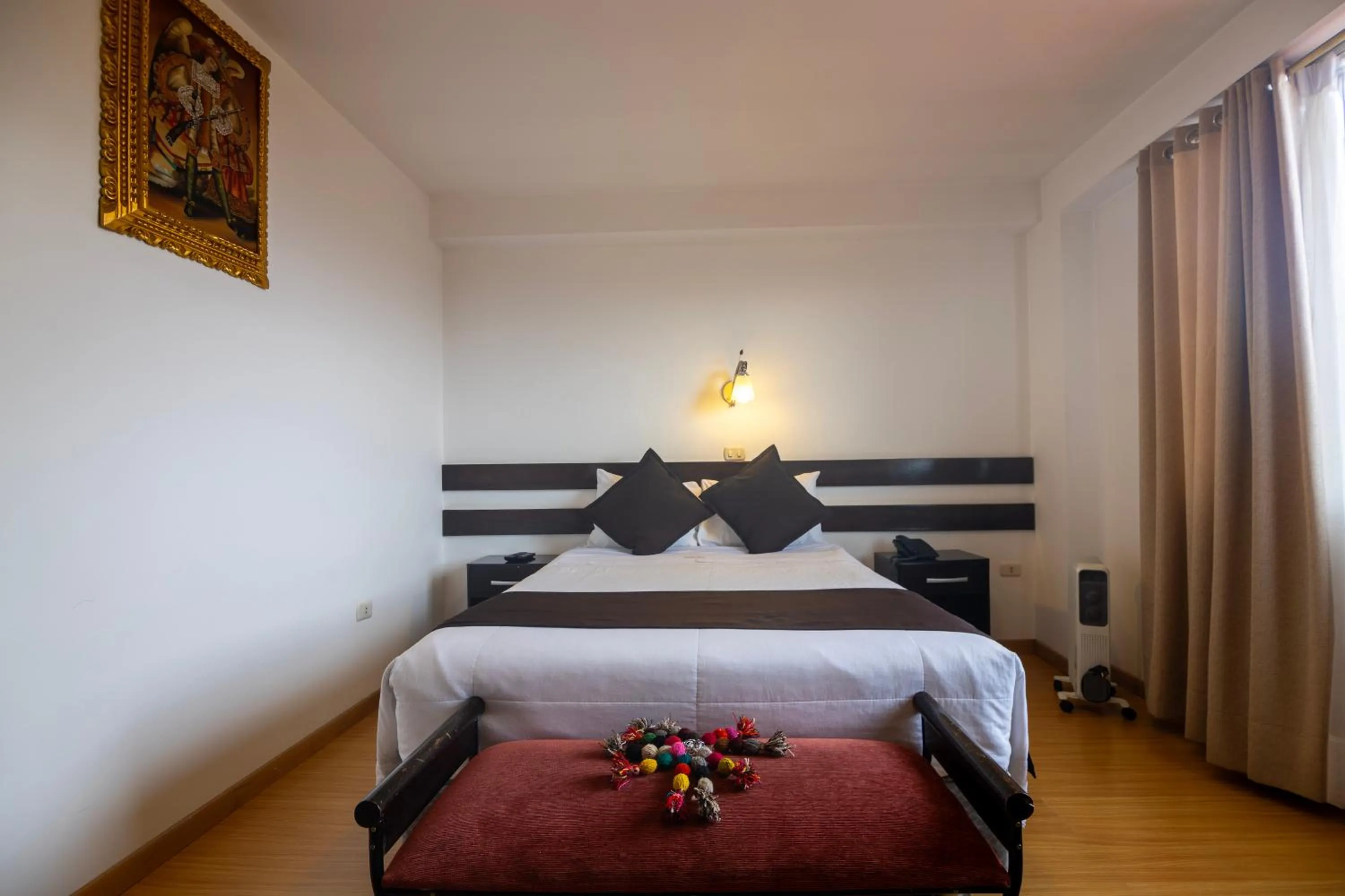 Bed in Hotel Kapac Inn-San Blas