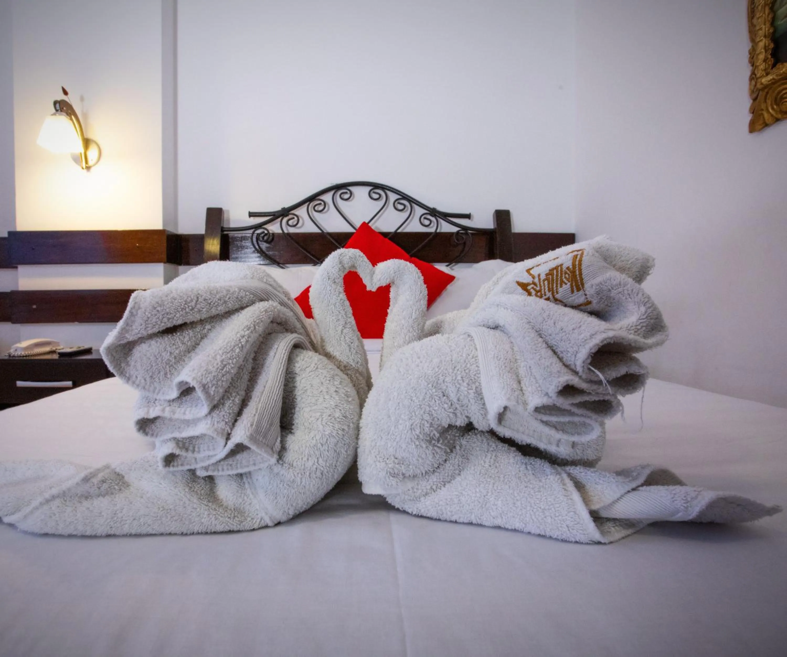 Bed in Hotel Kapac Inn-San Blas