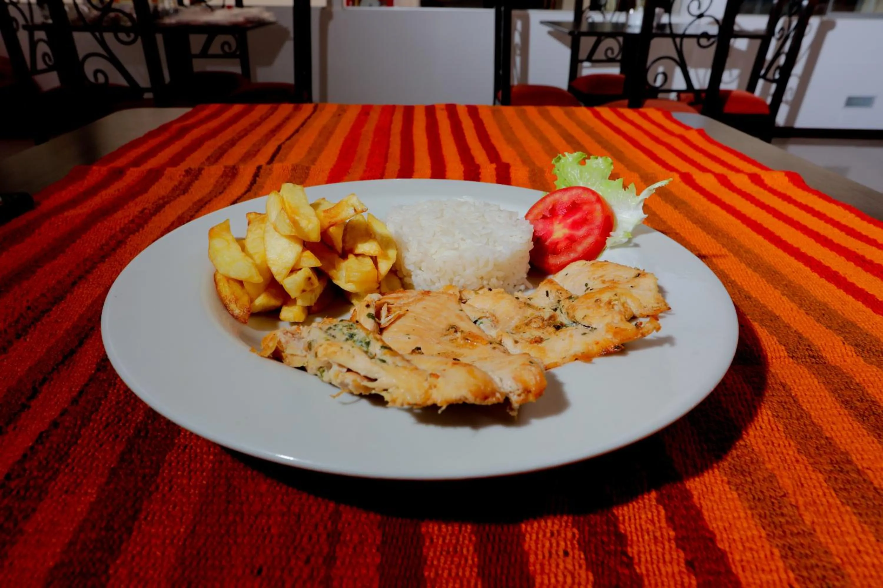 Restaurant/places to eat in Hotel Kapac Inn-San Blas