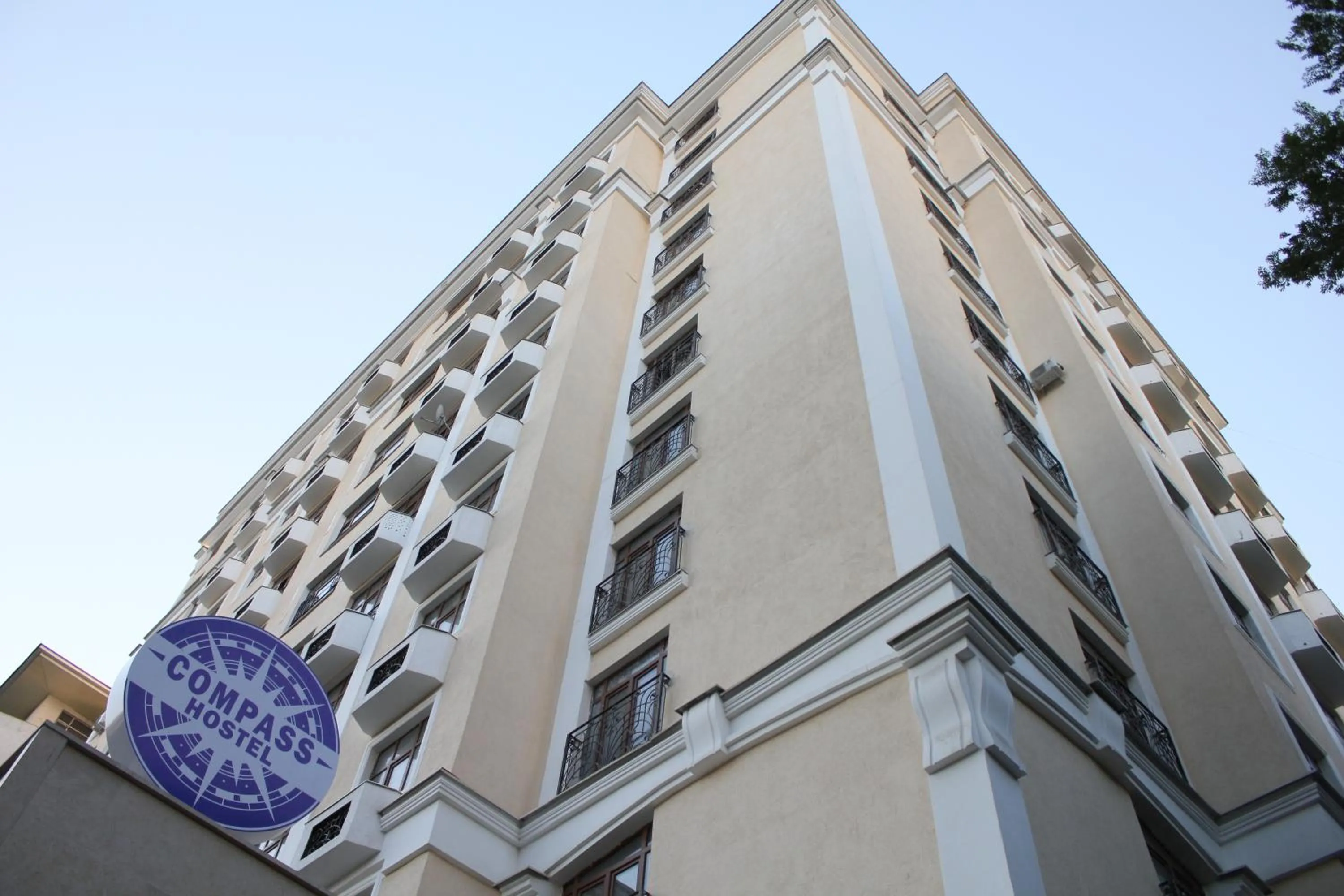 Facade/entrance in Compass Hostel