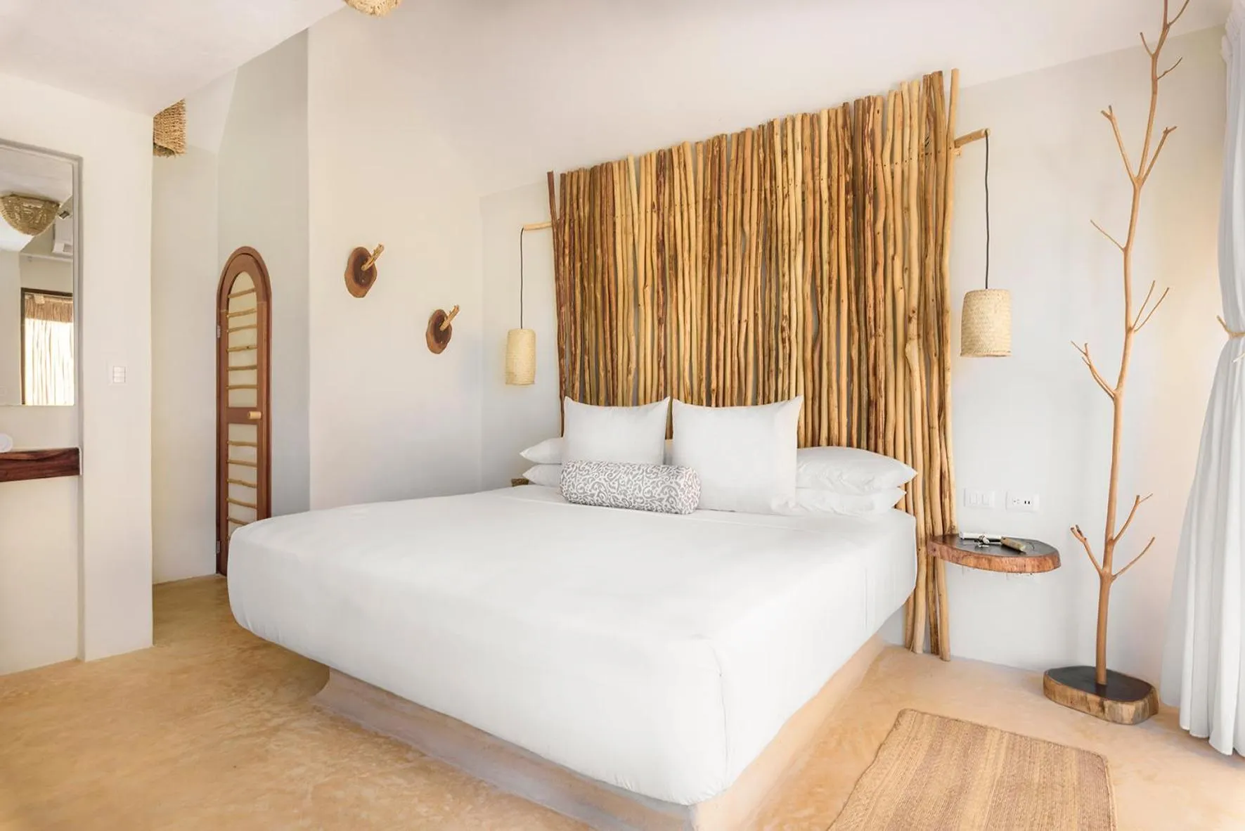 Bed in Hotel Villas Flamingos