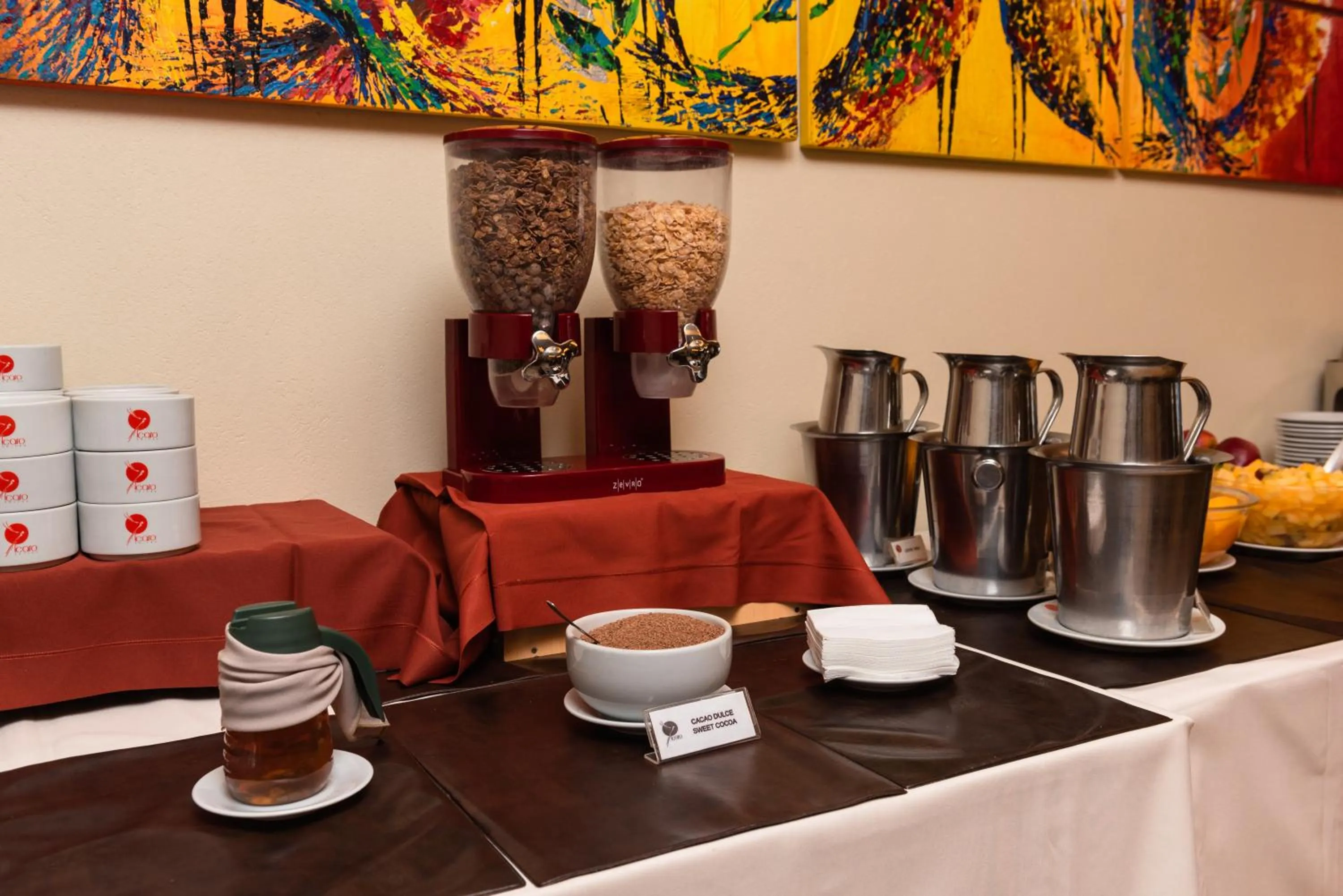 Buffet breakfast in Icaro Suites