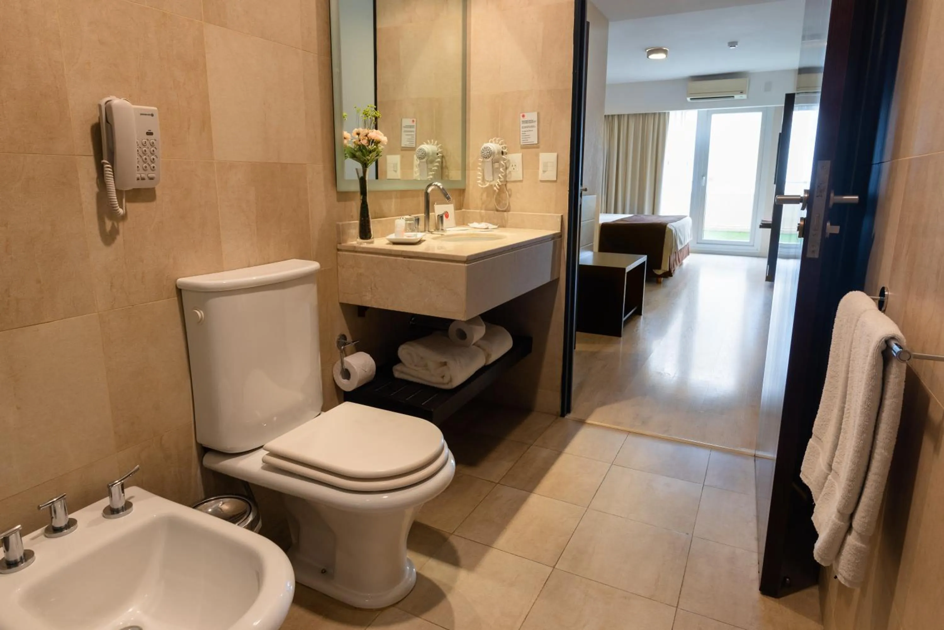 Bathroom in Icaro Suites