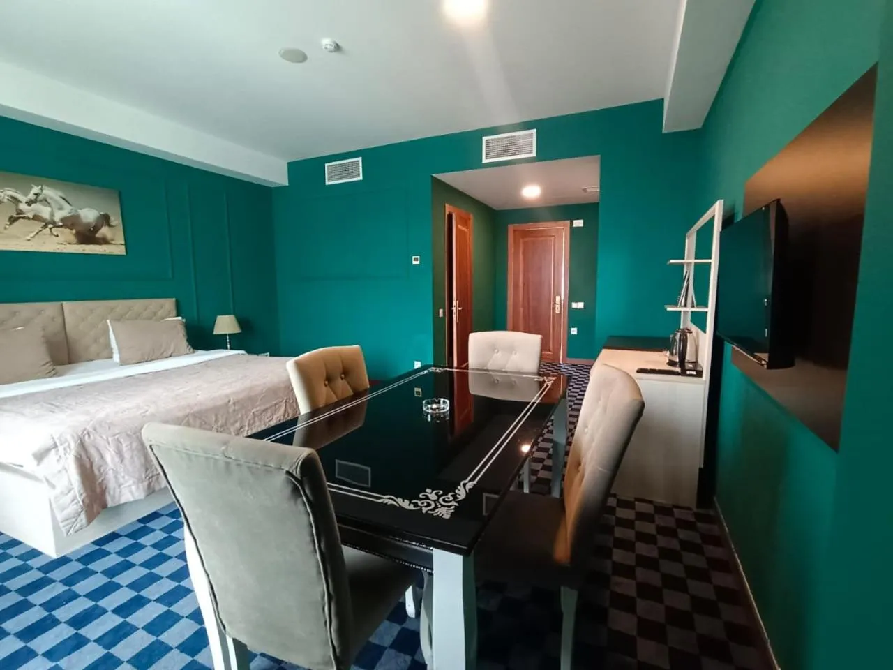 Bed in Sea Pearl Hotel Baku