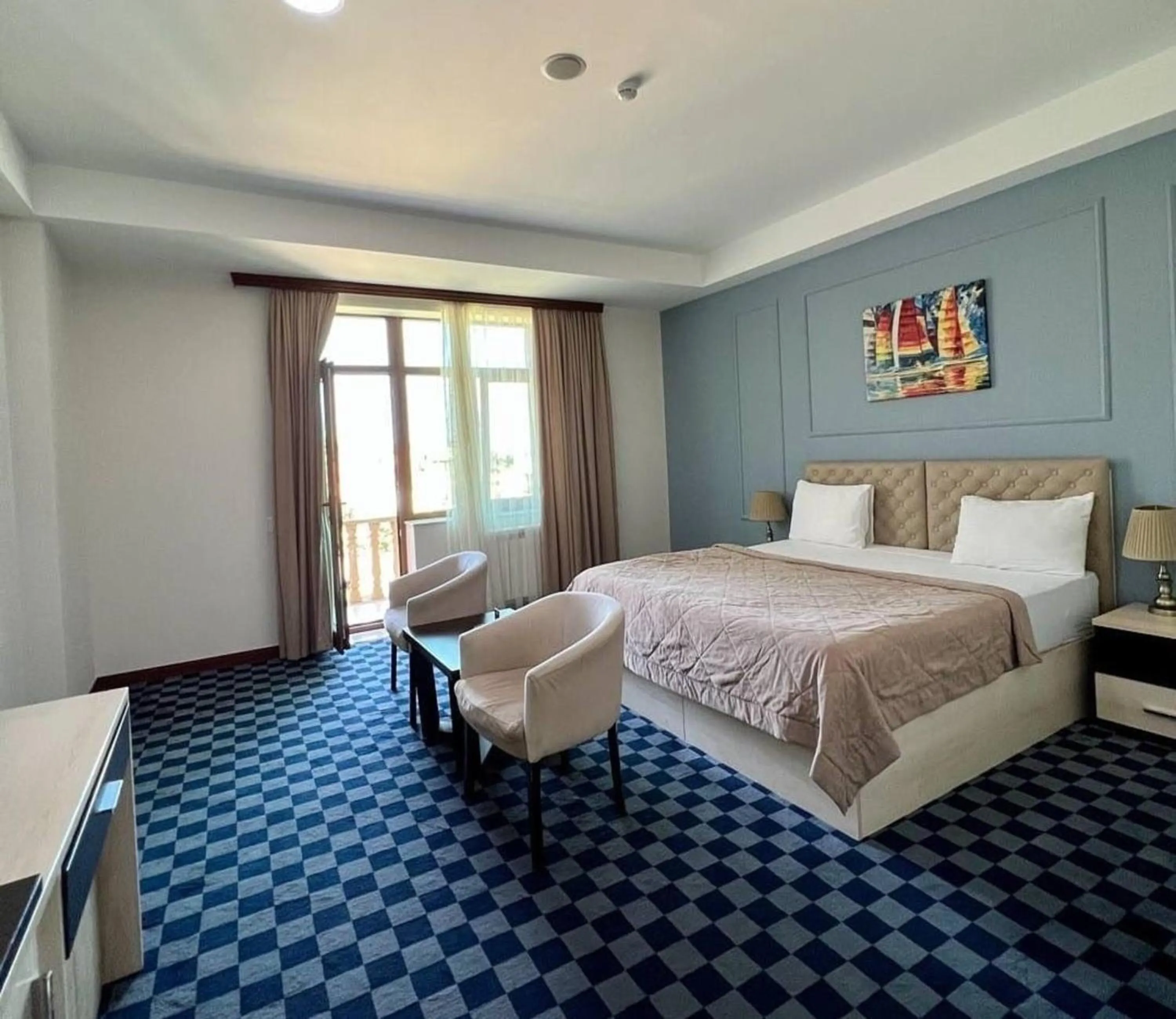 Photo of the whole room, Bed in Sea Pearl Hotel Baku