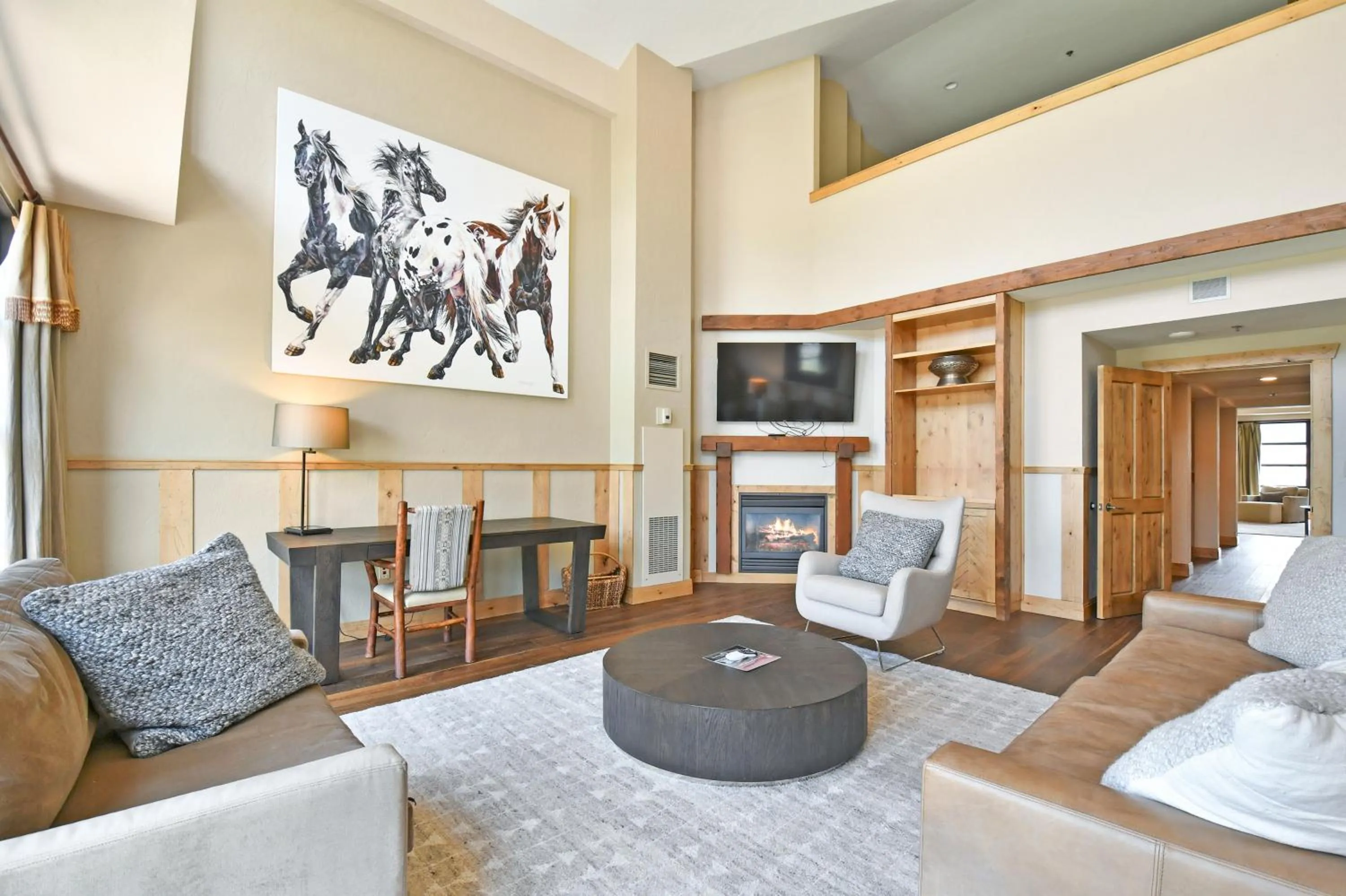 Grand Summit Hotel - Canyons Village, a RockResort