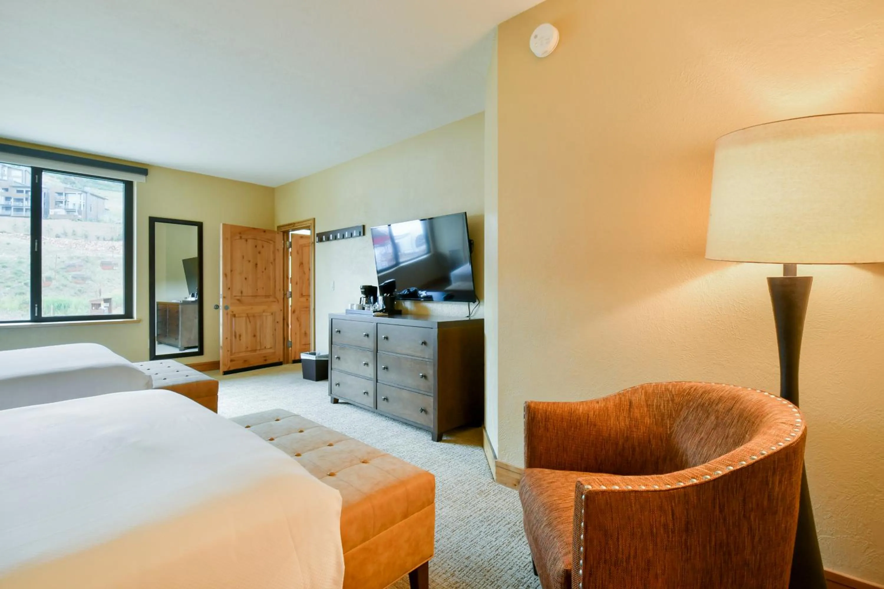 Bed in Grand Summit Hotel - Canyons Village, a RockResort